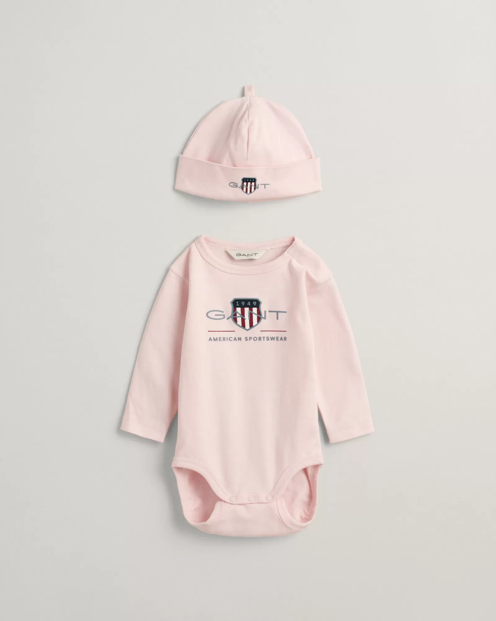 GANT Baby Archive Shield Bodysuit & Beanie | Barn Sets | Bodies & Sparkdräkter