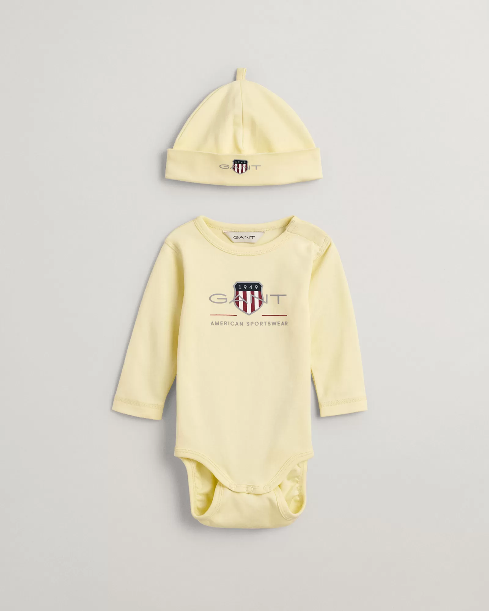 GANT Baby Archive Shield Bodysuit & Beanie | Barn Bodies & Sparkdräkter