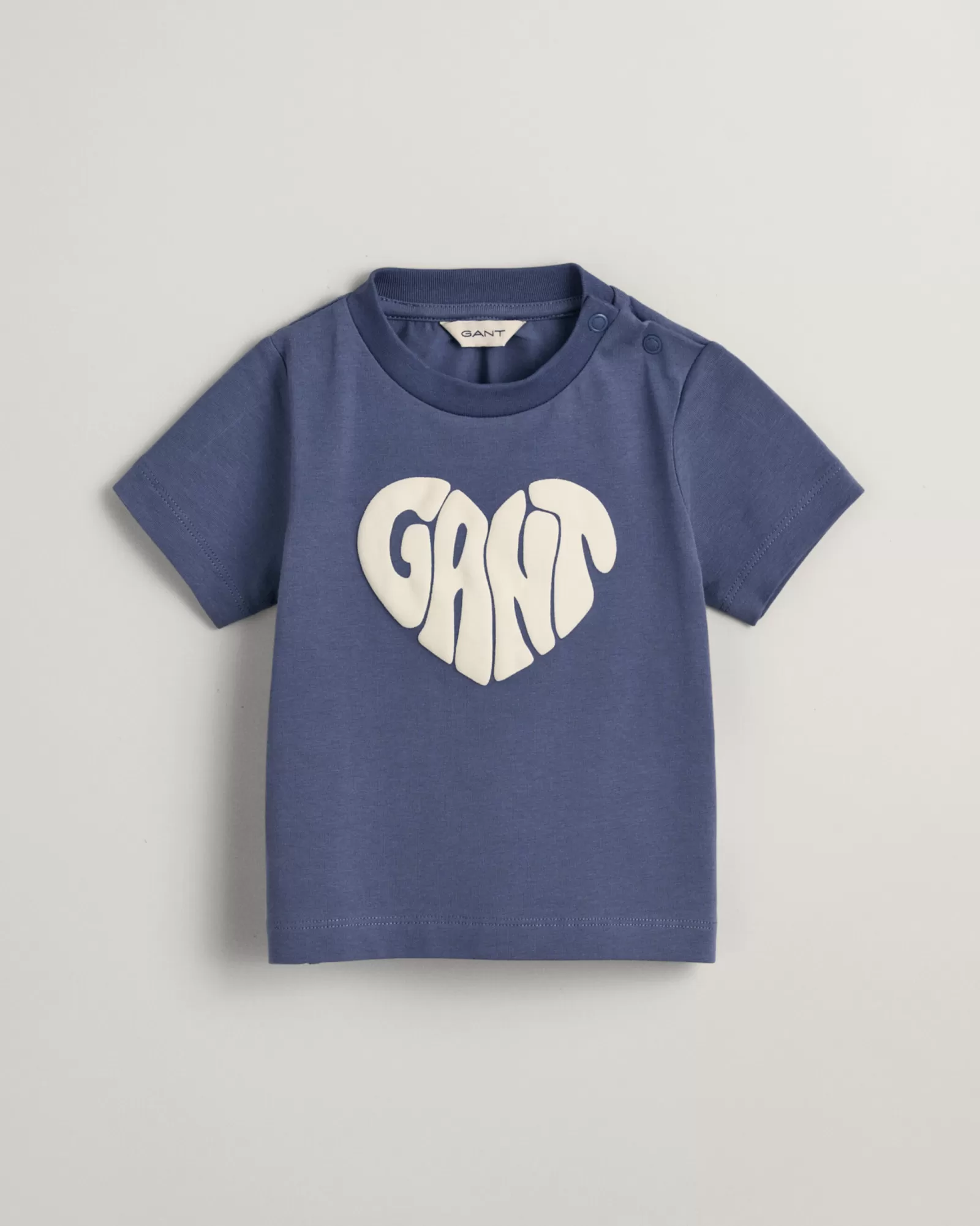 GANT Baby Heart Graphic T-Shirt | Barn T-Shirts