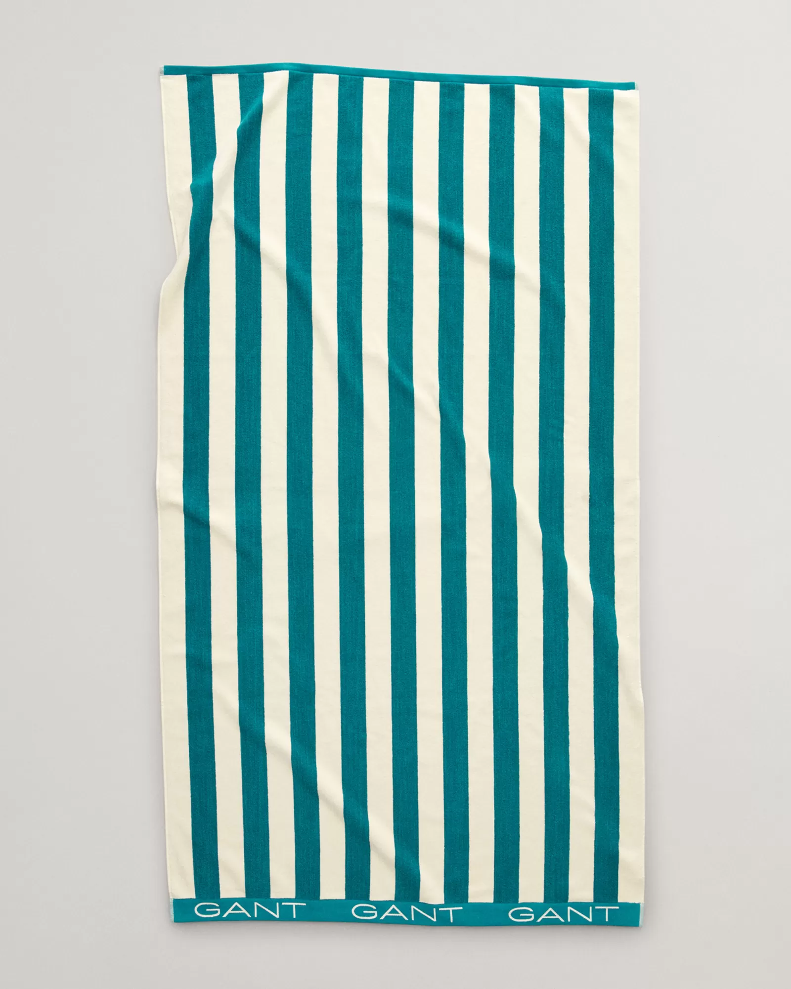 GANT Block Striped Beach Towel | Handdukar