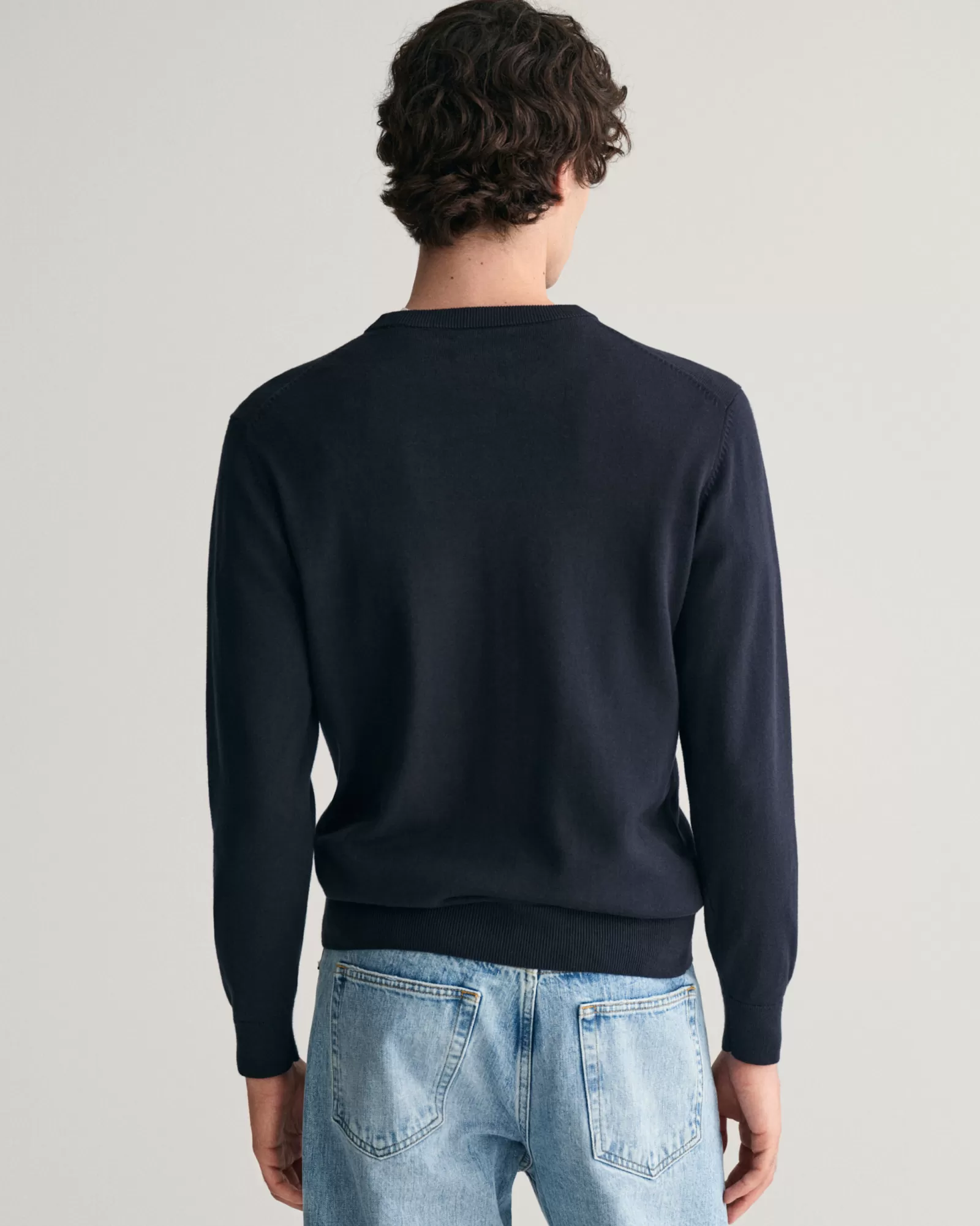 GANT Classic Cotton Crew Neck Sweater | Stickat