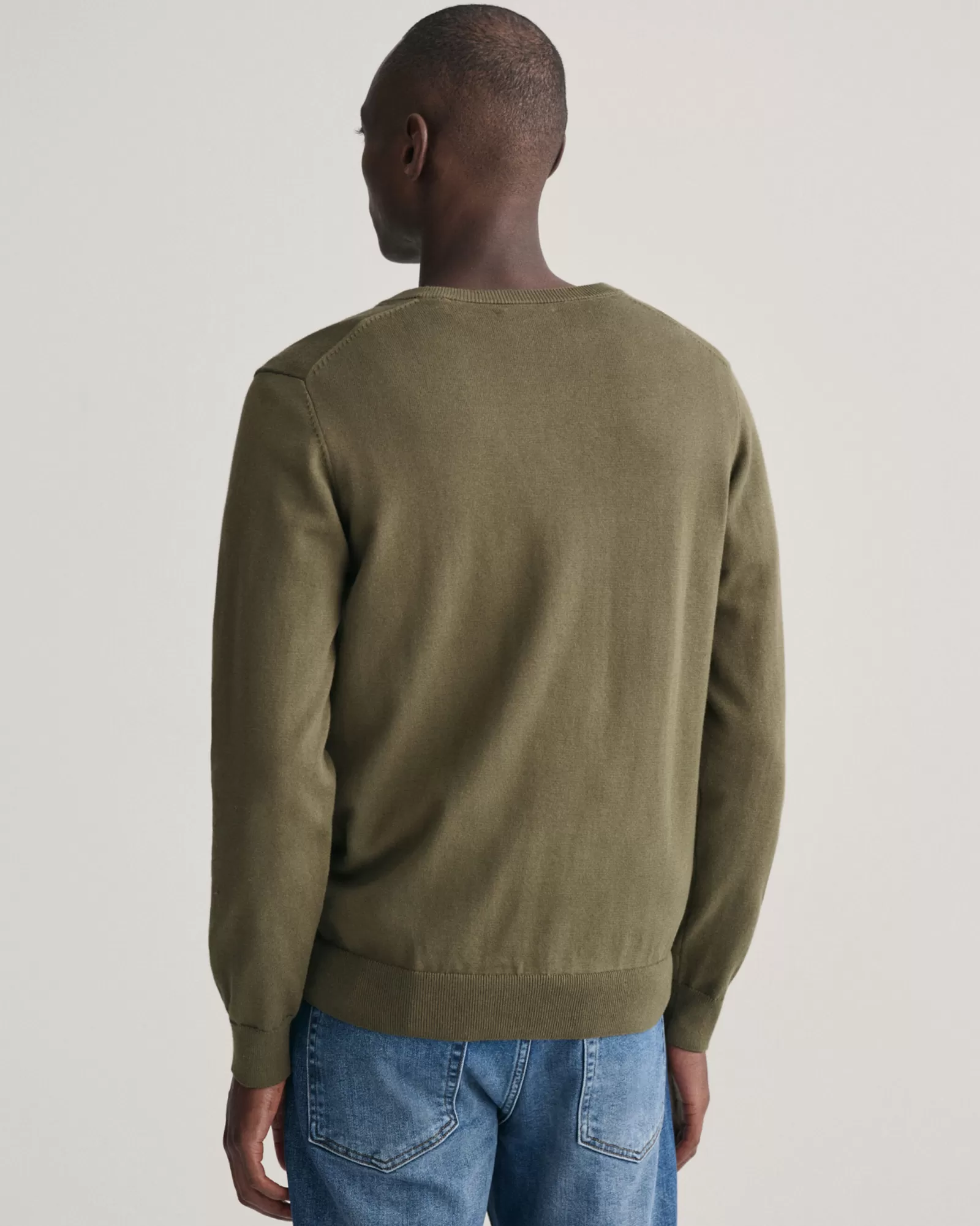 GANT Classic Cotton V-Neck Sweater | Stickat