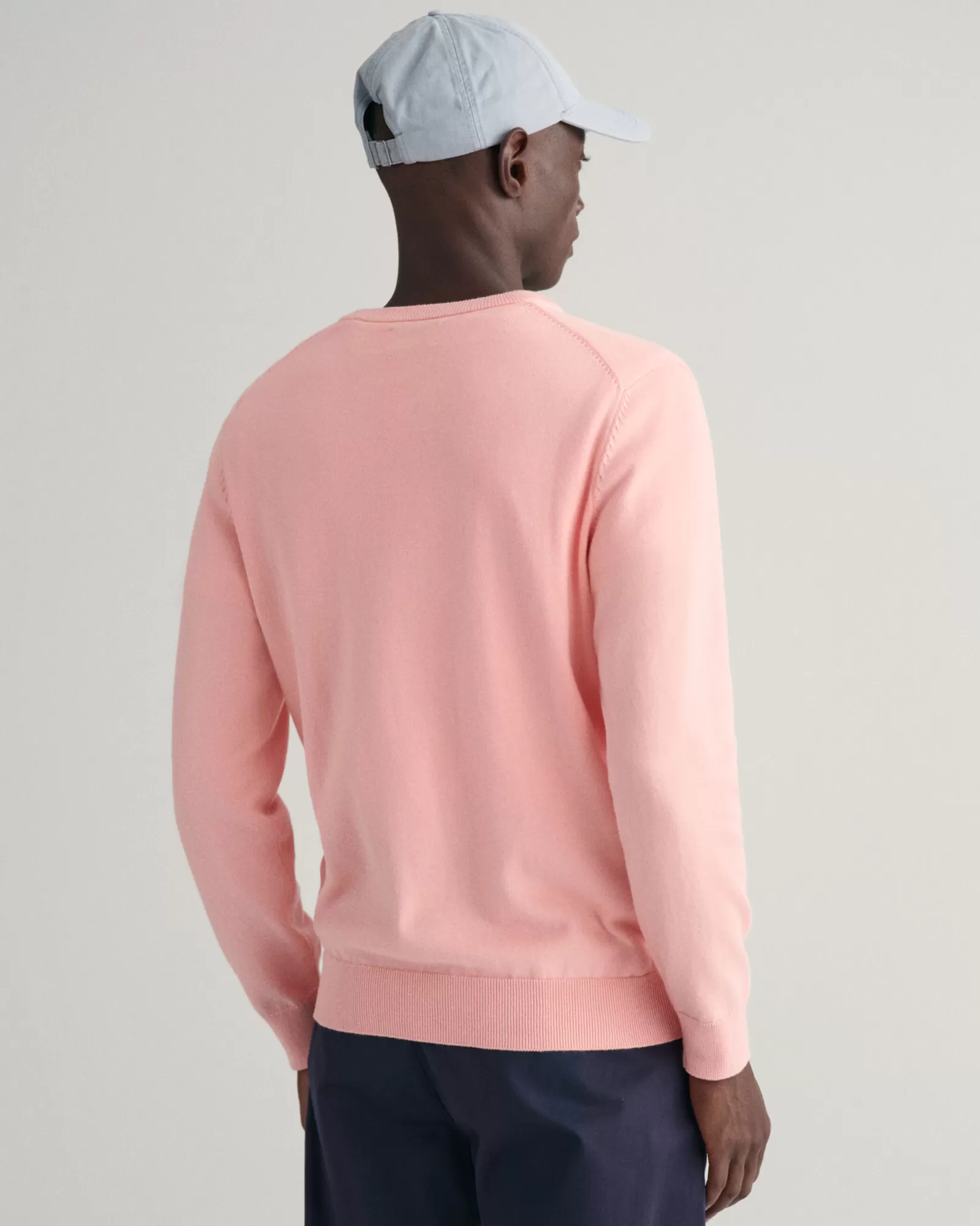 GANT Classic Cotton V-Neck Sweater | Stickat