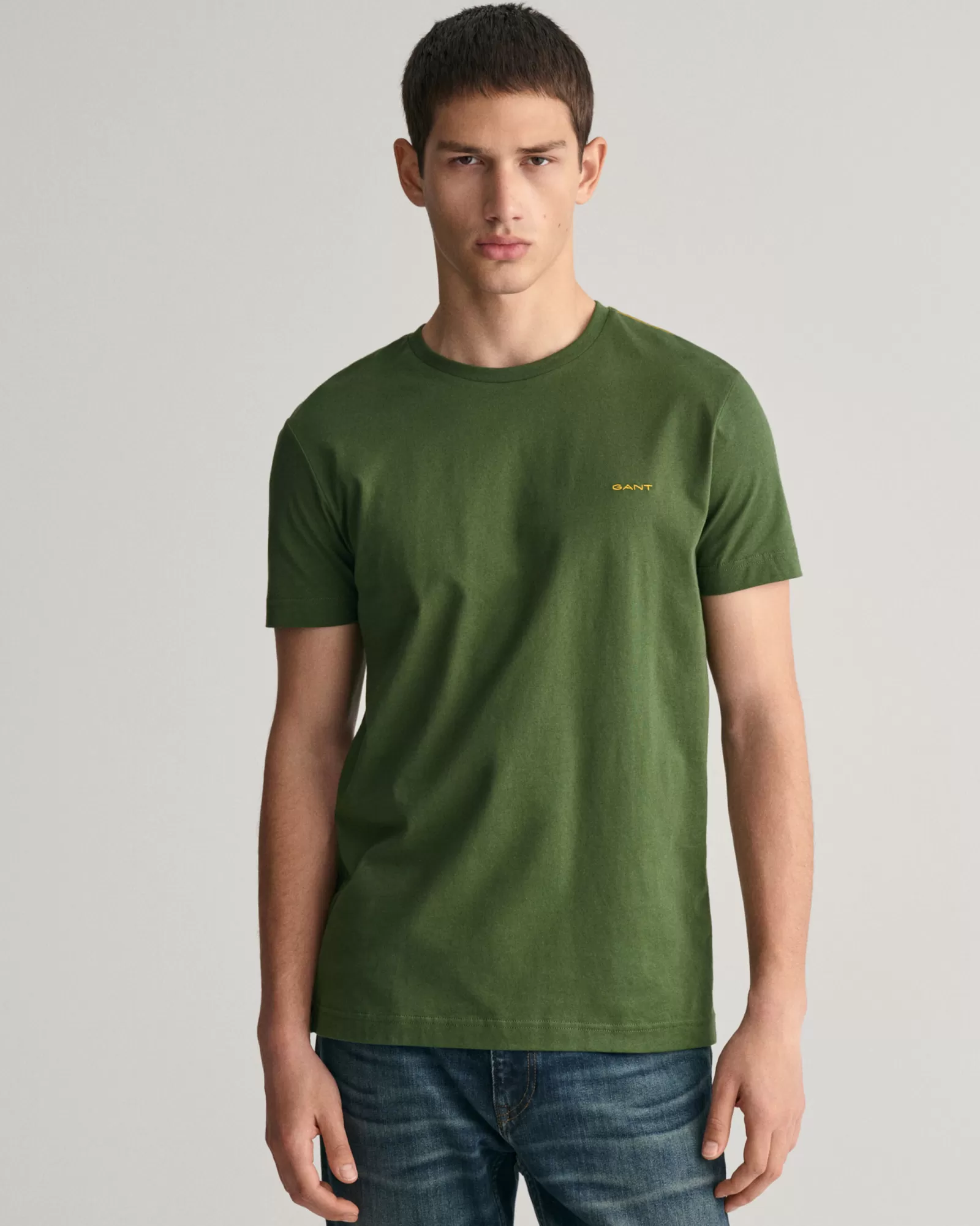 GANT Contrast Logo T-Shirt | T-shirts