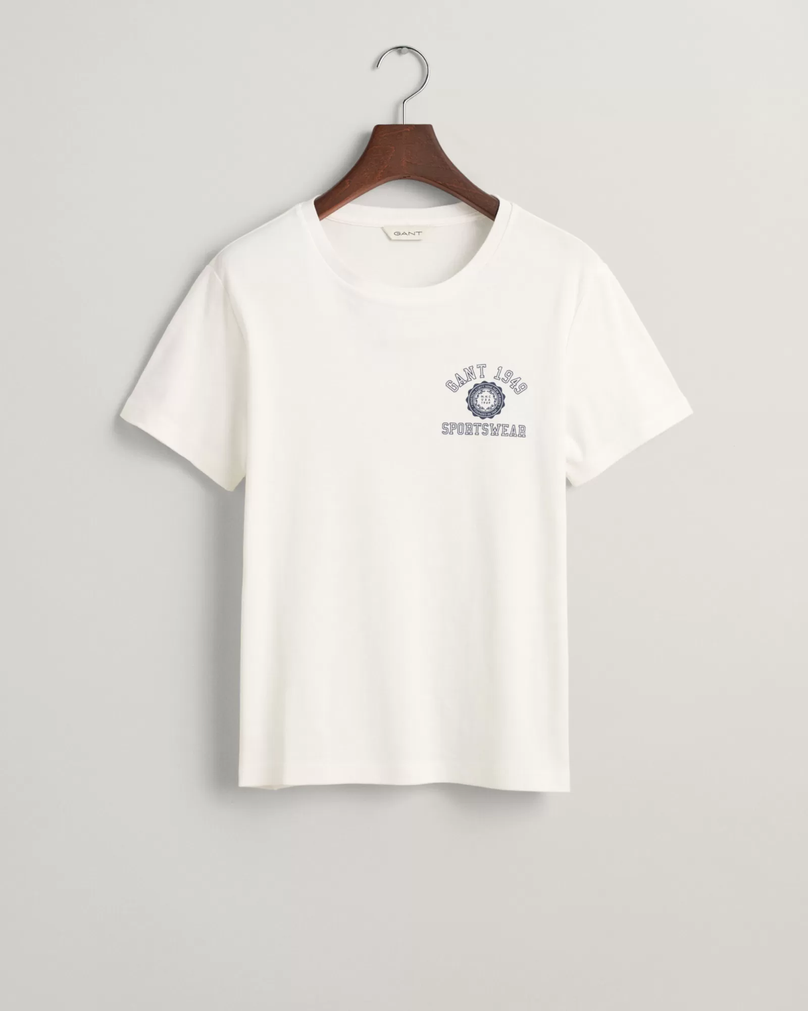 GANT Crest Graphic T-Shirt | T-shirtar & Toppar