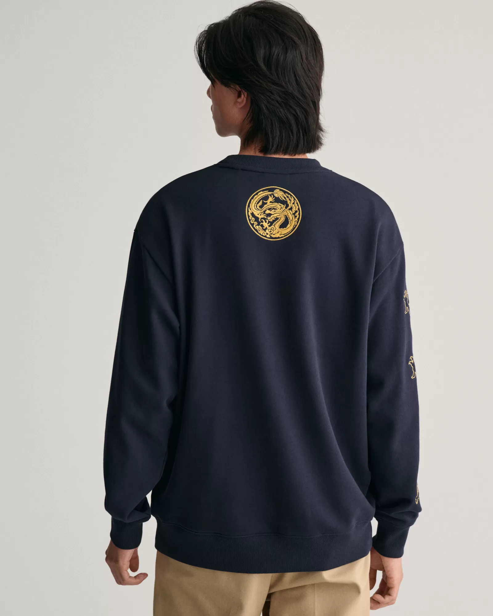 GANT Dragon Crest Crew Neck Sweatshirt | Hoodies & Tröjor