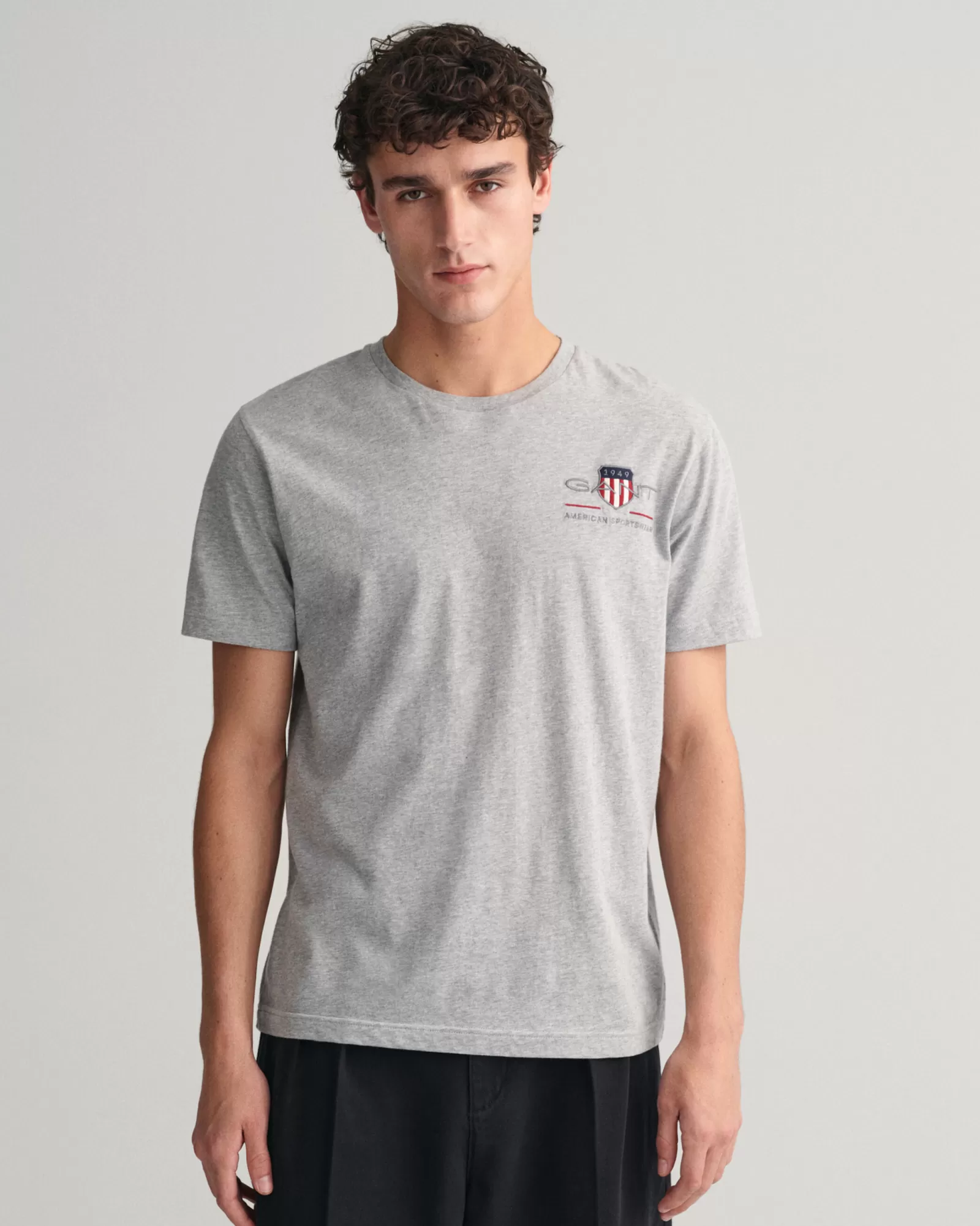 GANT Embroidered Archive Shield T-Shirt | T-shirts