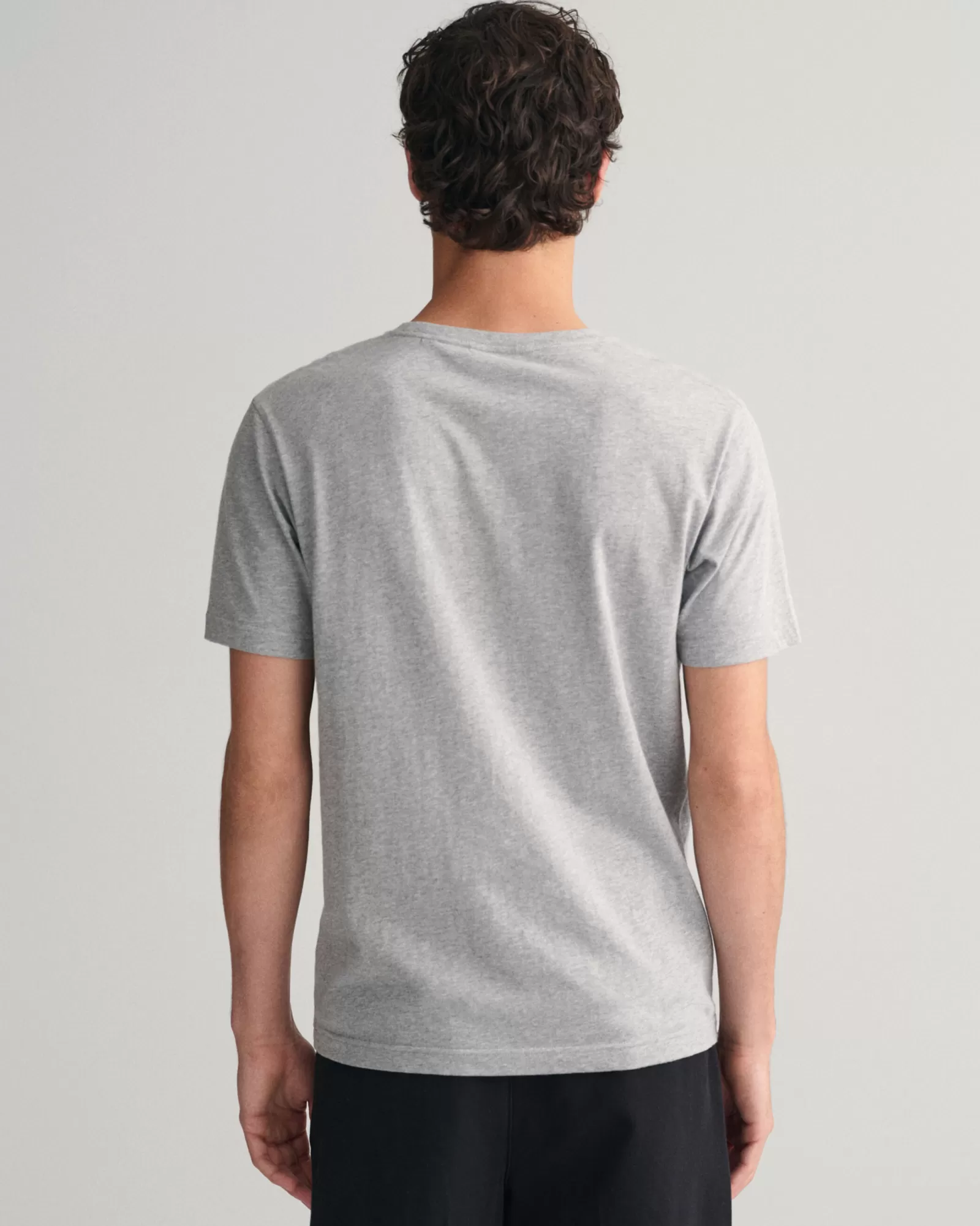 GANT Embroidered Archive Shield T-Shirt | T-shirts