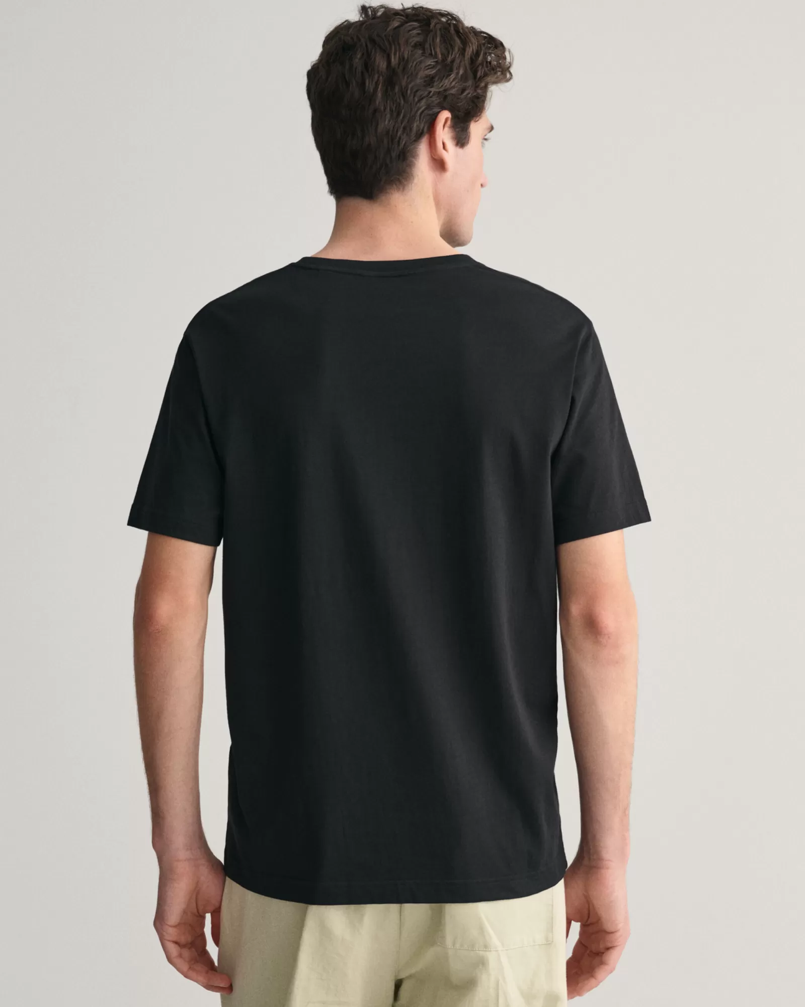 GANT Embroidered Archive Shield T-Shirt | T-shirts