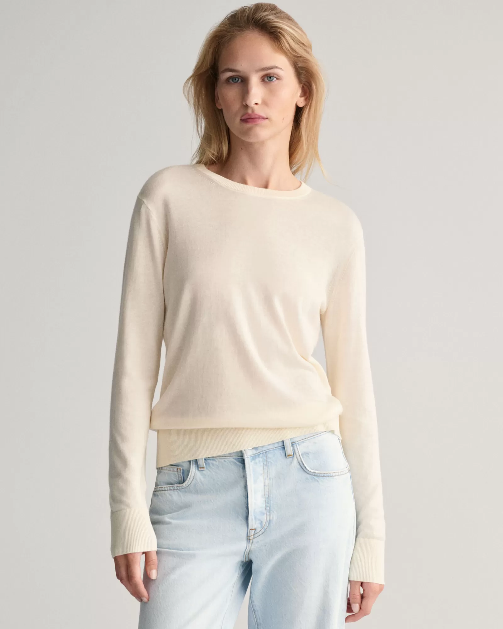 GANT Fine Knit Crew Neck Sweater | Stickat