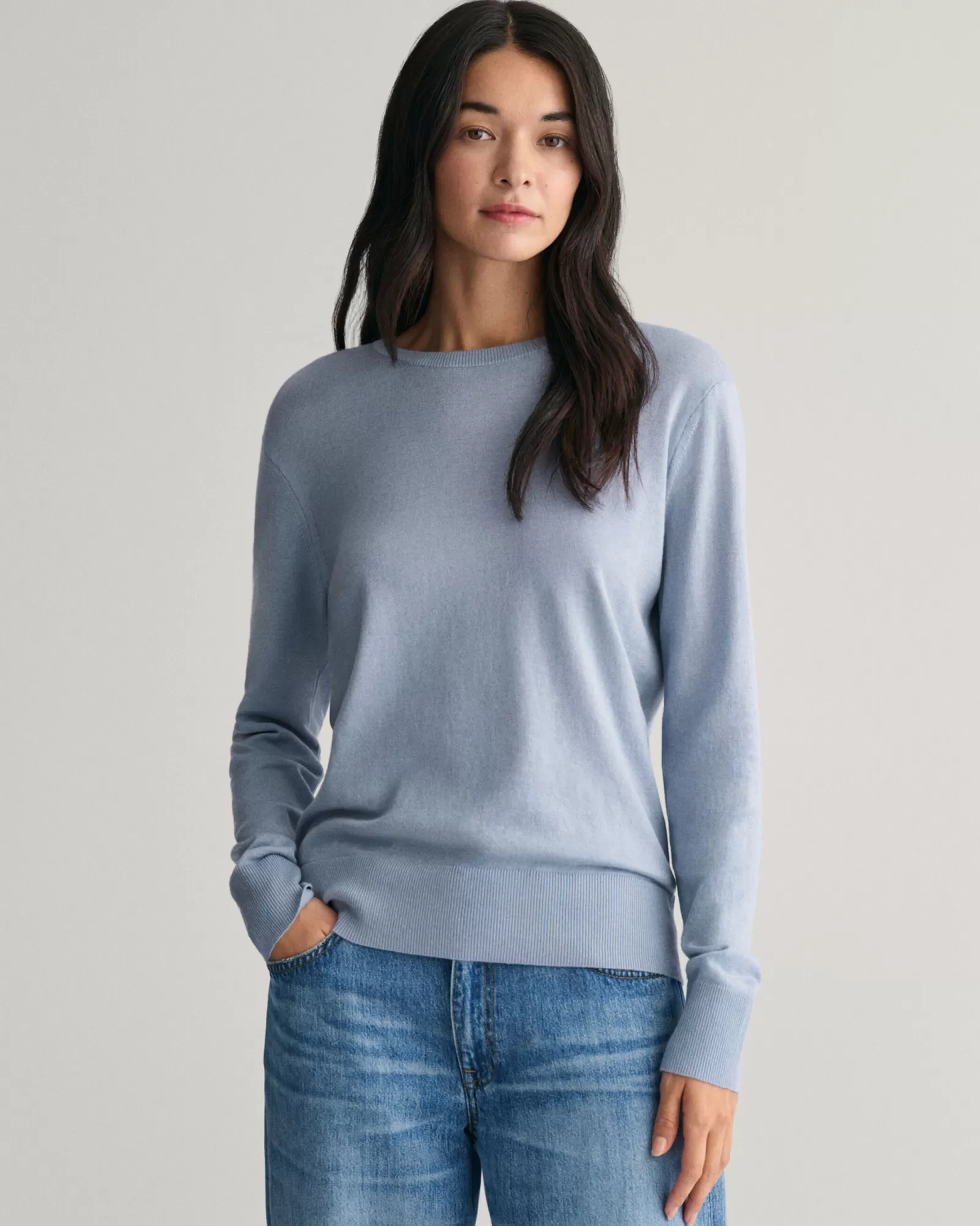 GANT Fine Knit Crew Neck Sweater | Stickat