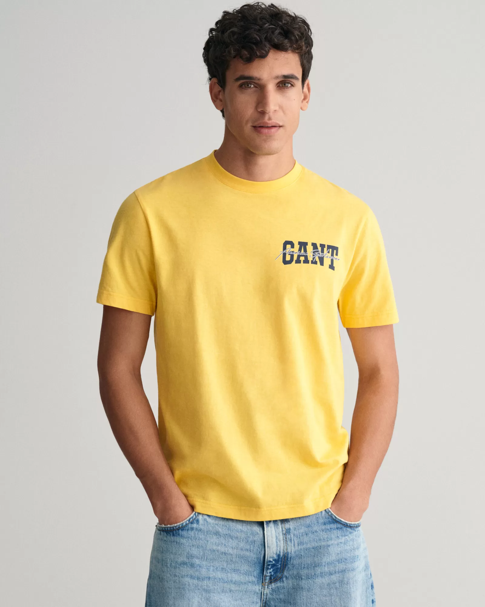 GANT Arch Script Graphic T-Shirt | T-shirts