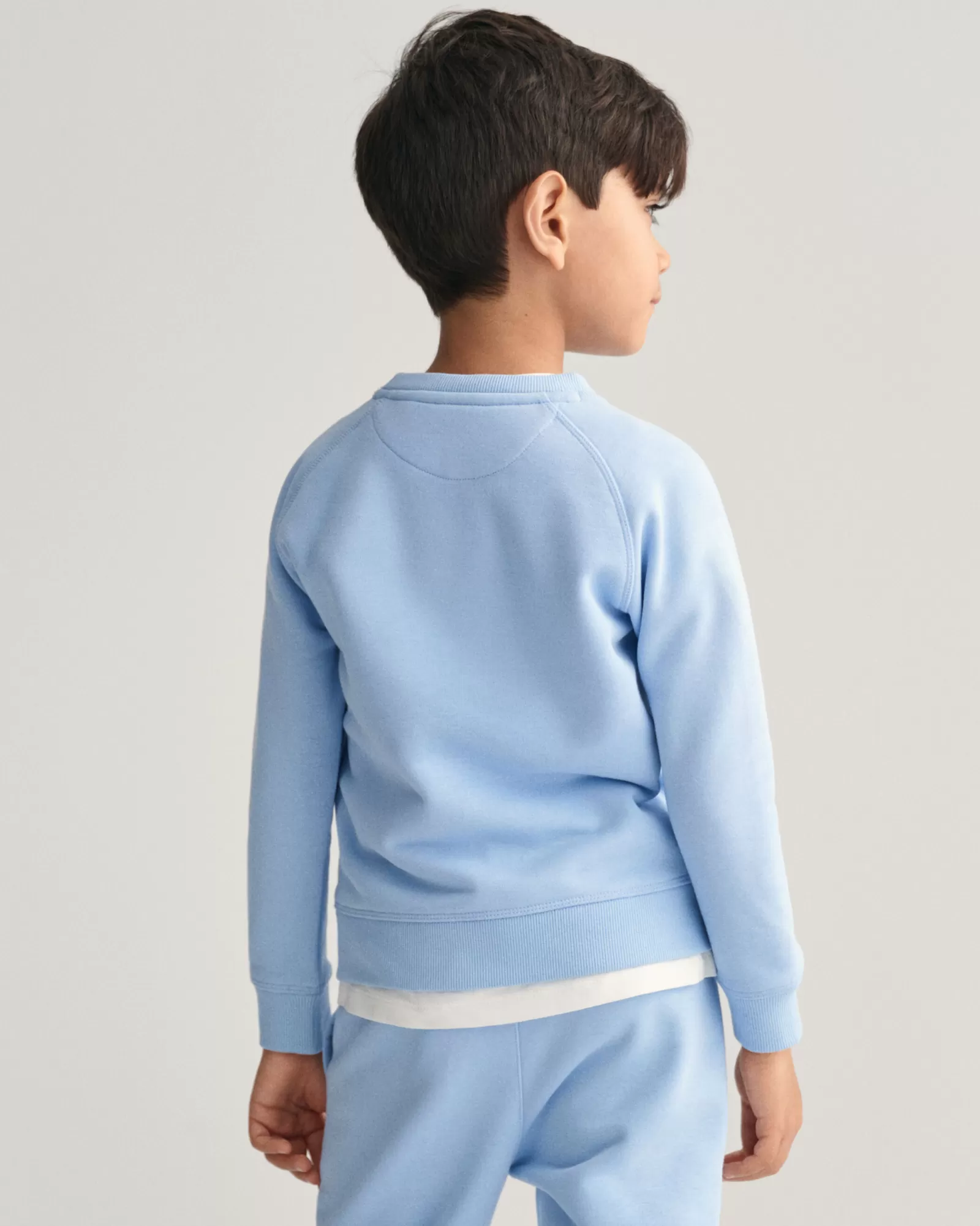 GANT Kids Shield Crew Neck Sweatshirt | Barn Hoodies & Tröjor | Hoodies & Tröjor