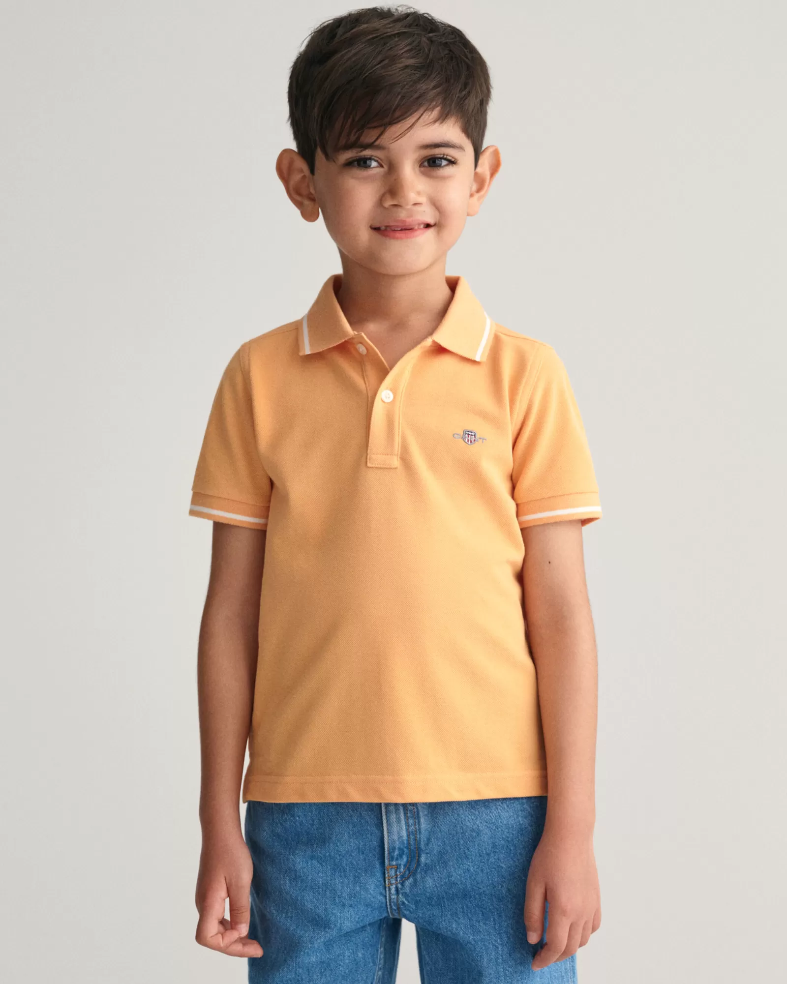 GANT Kids Tipped Shield Piqué Polo Shirt | Barn T-Shirts & Pikéer | T-Shirts & Pikéer