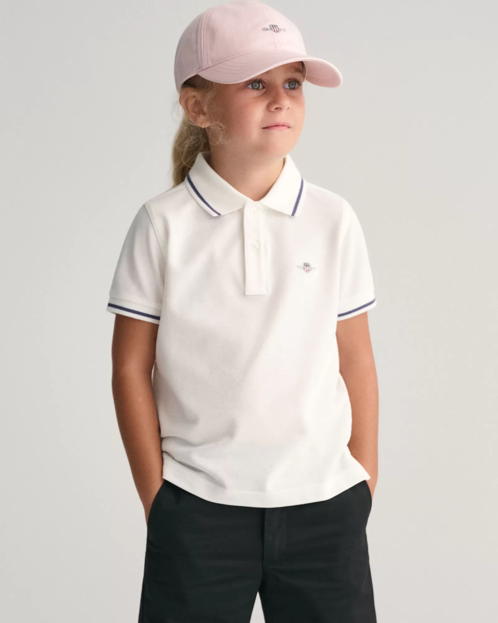 GANT Kids Tipped Shield Piqué Polo Shirt | Barn T-Shirts & Pikéer | T-Shirts & Pikéer