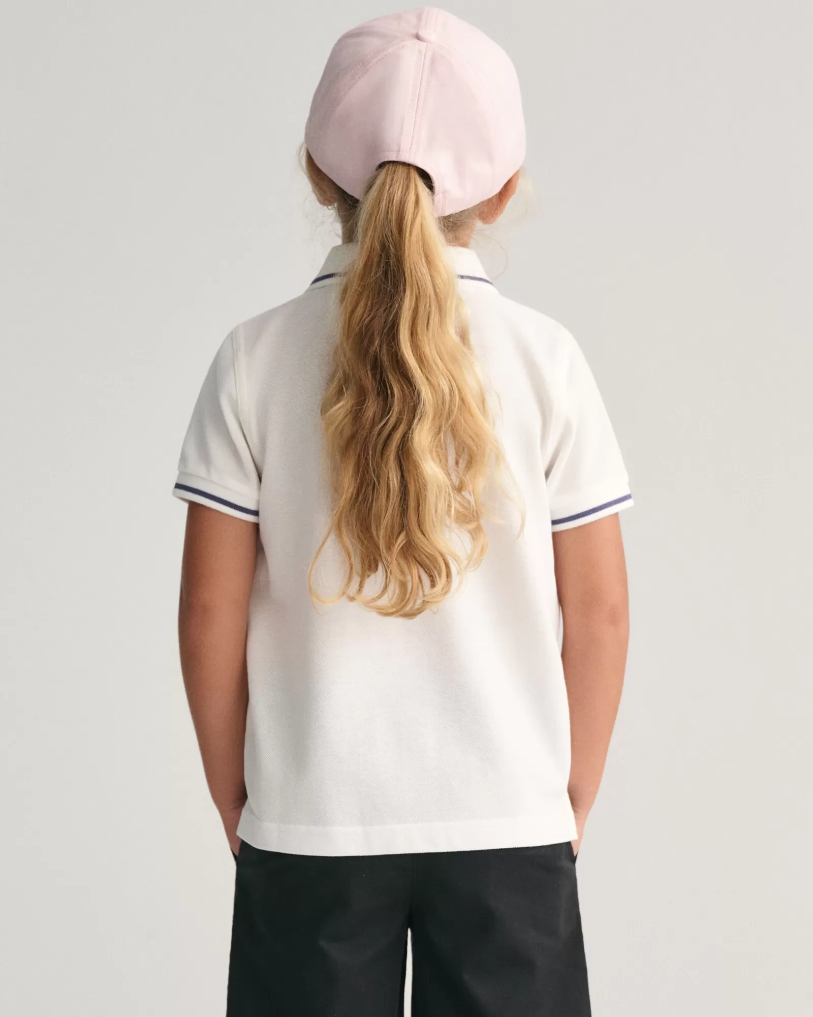 GANT Kids Tipped Shield Piqué Polo Shirt | Barn T-Shirts & Pikéer | T-Shirts & Pikéer