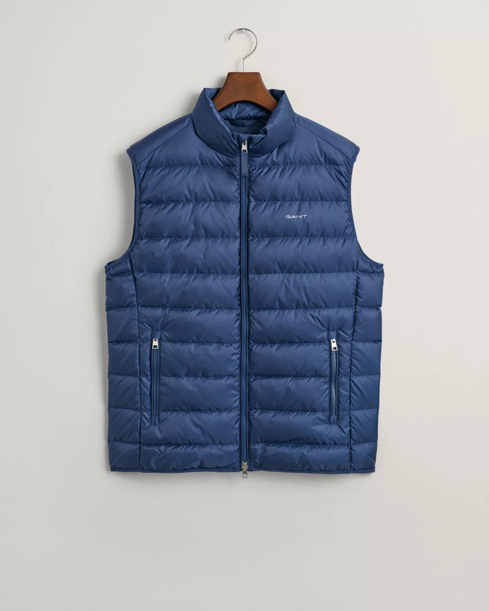 GANT Light Down Vest | Jackor & Rockar