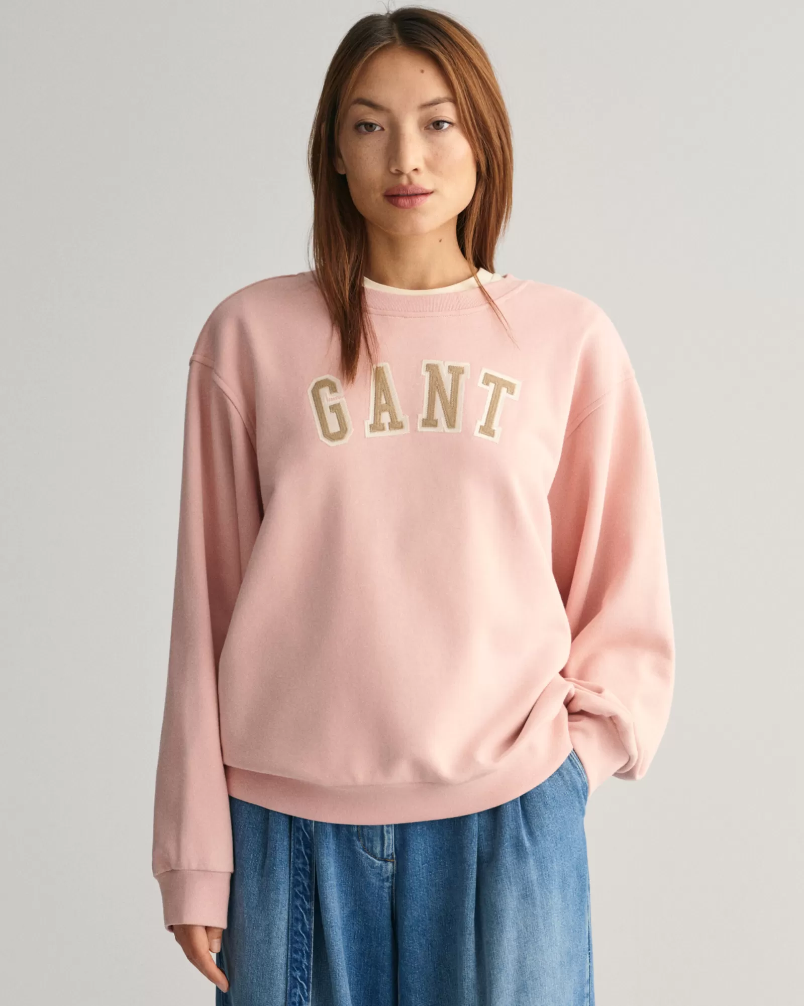 GANT Logo Crew Neck Sweatshirt | Hoodies & Tröjor