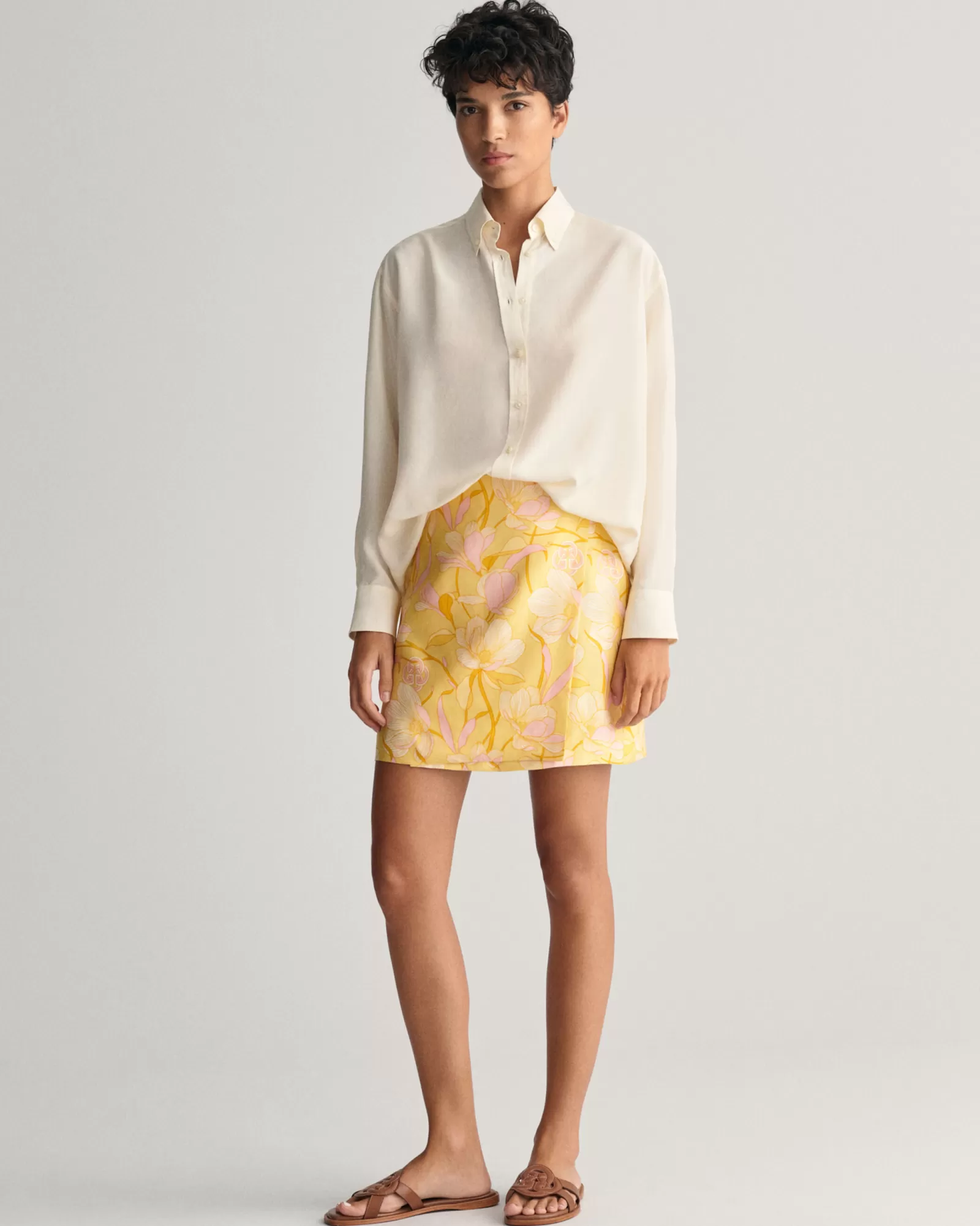 GANT Magnolia Print Mini Wrap Skirt | Kjolar