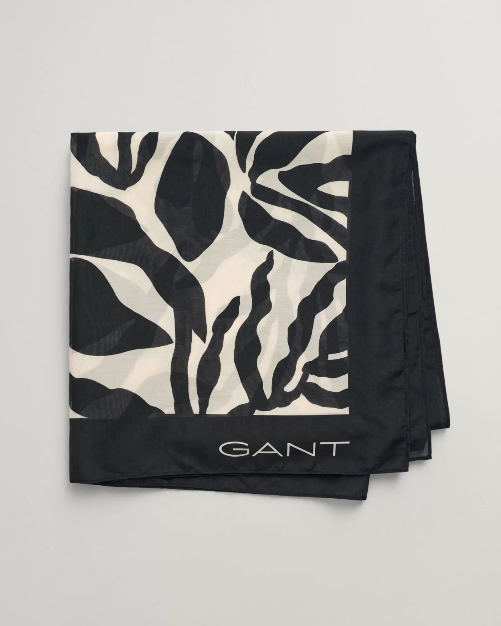 GANT Palm Print Cotton Silk Sarong | Halsdukar & Scarfs