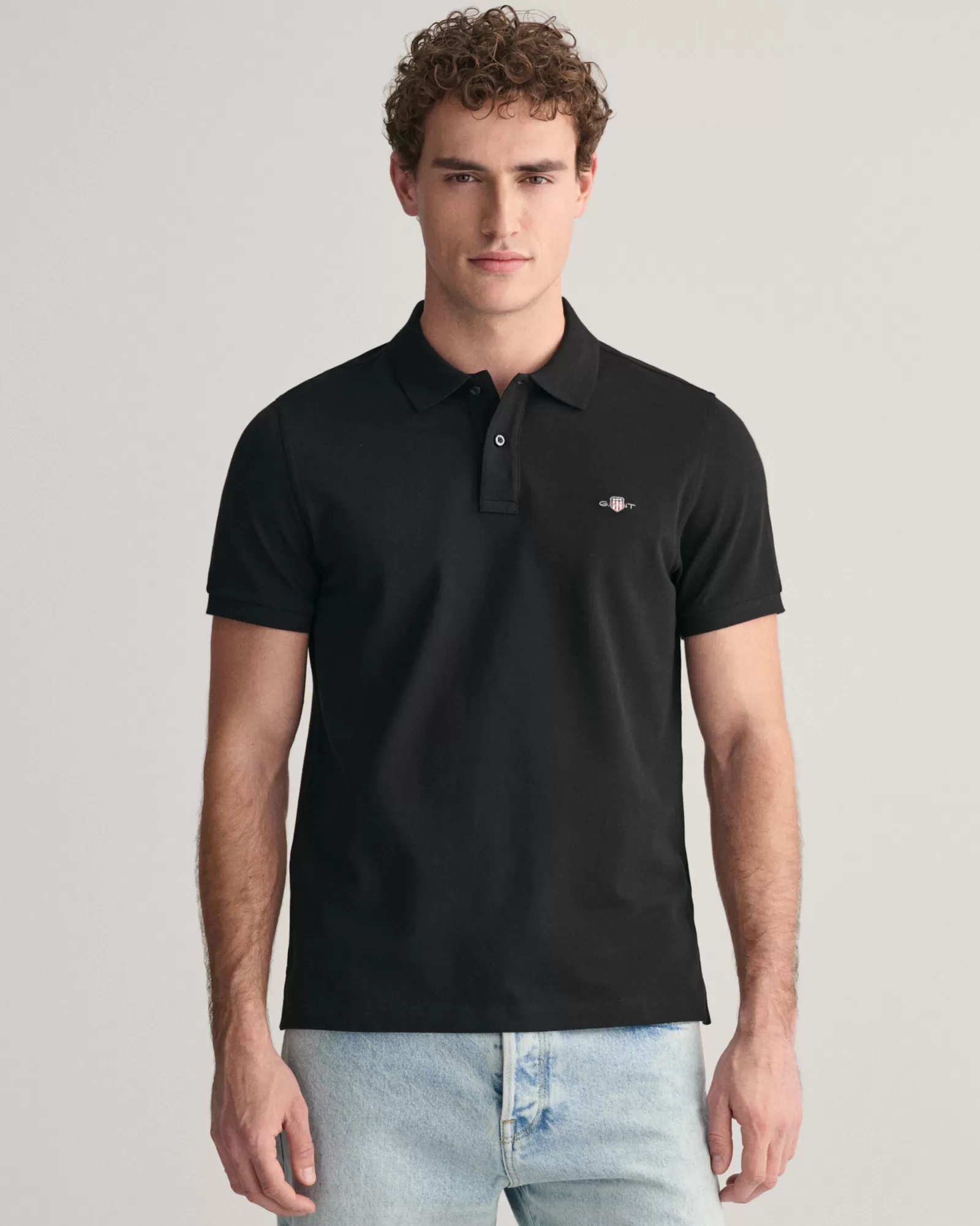 GANT Regular Fit Shield Piqué Polo Shirt | Pikéer