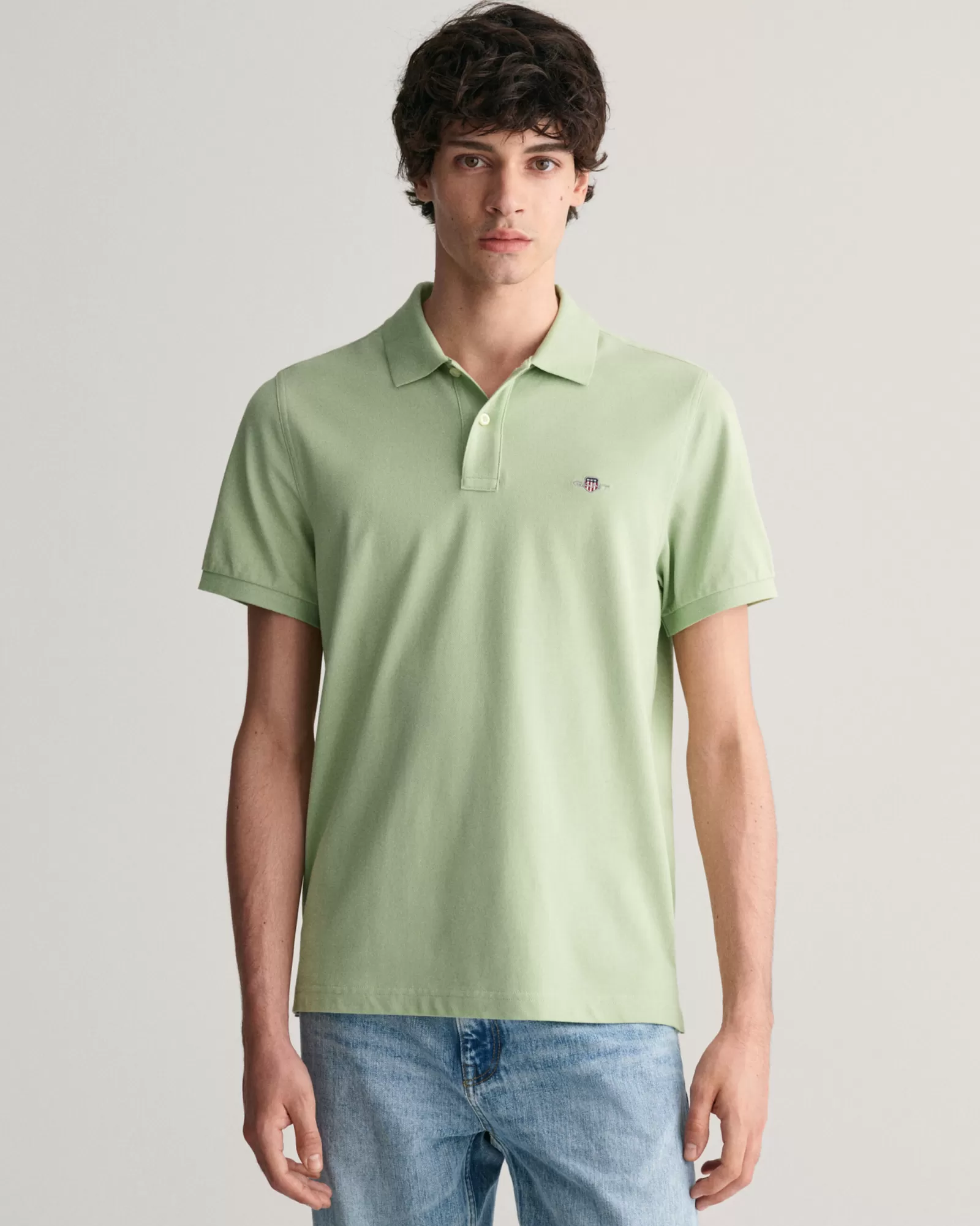 GANT Regular Fit Shield Piqué Polo Shirt | Pikéer