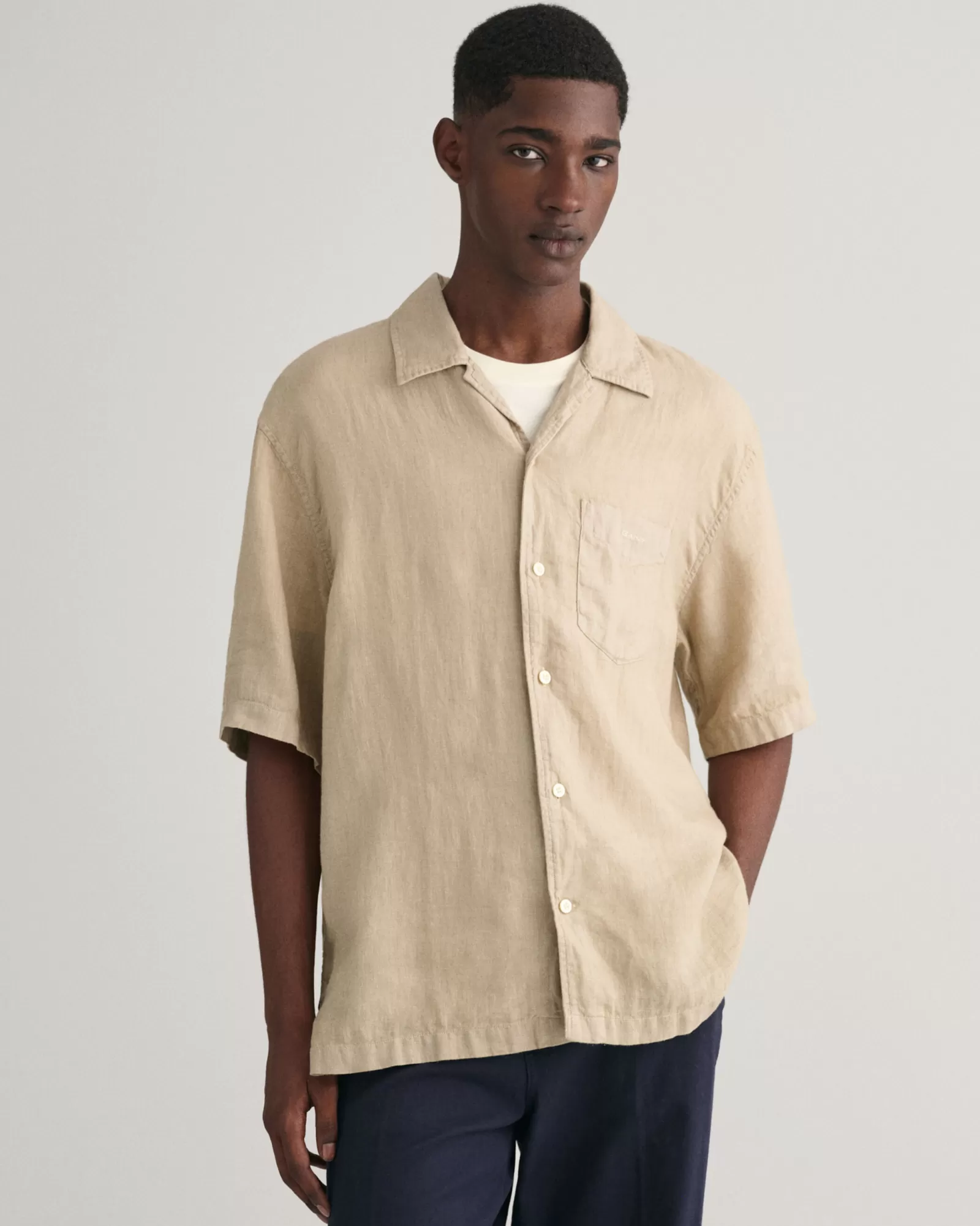 GANT Relaxed Fit Garment-Dyed Linen Short Sleeve Shirt | Skjortor