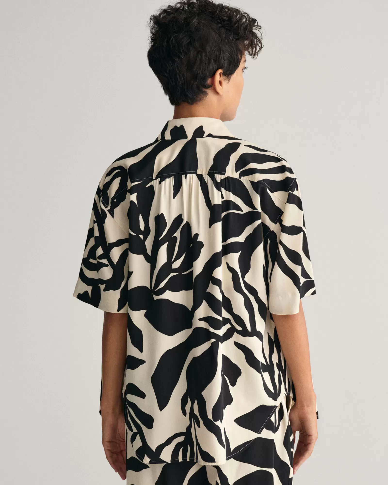 GANT Relaxed Fit Palm Print Short Sleeve Shirt | Skjortor & Blusar