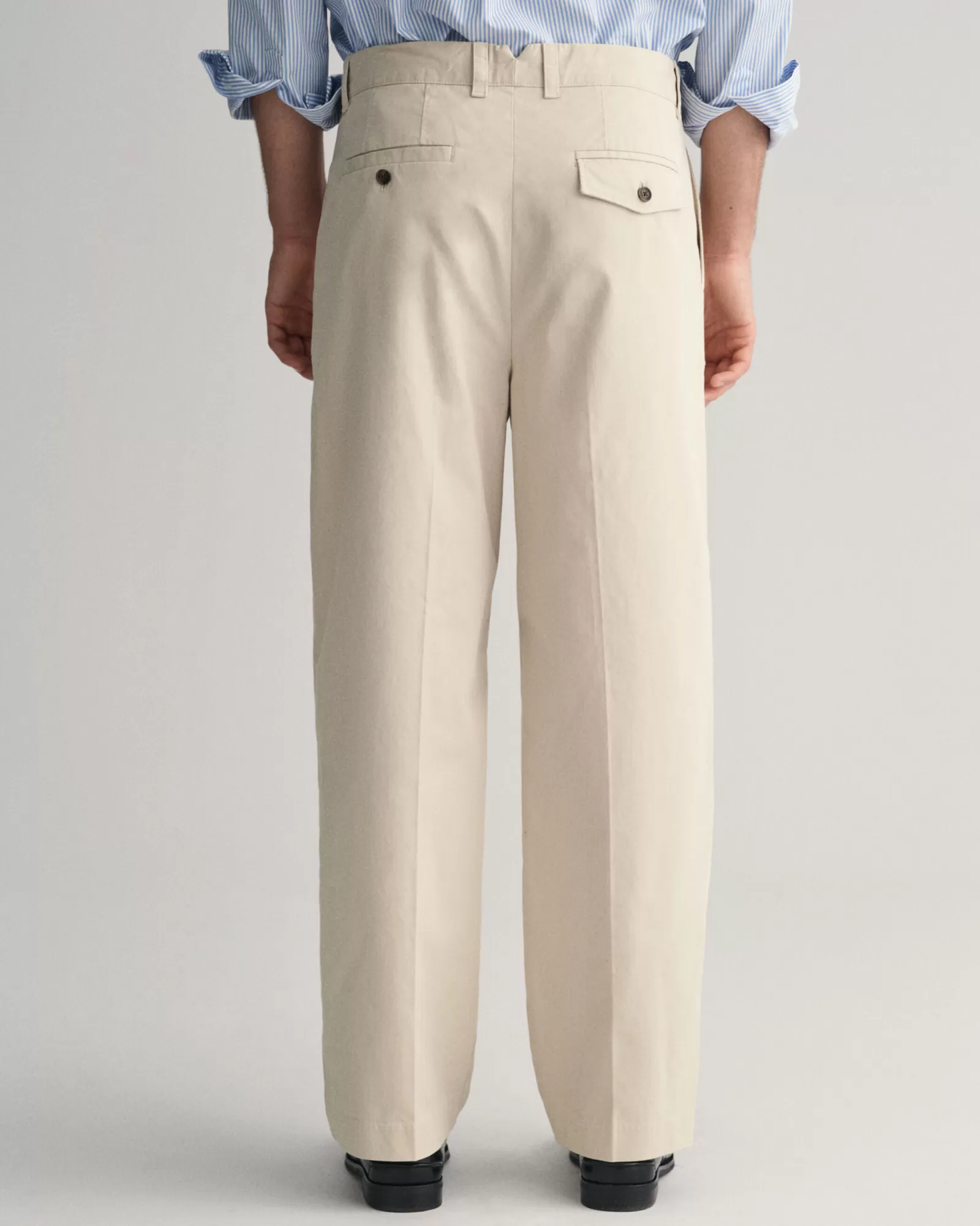 GANT Relaxed Fit Peached Cotton Chinos | Byxor & Chinos