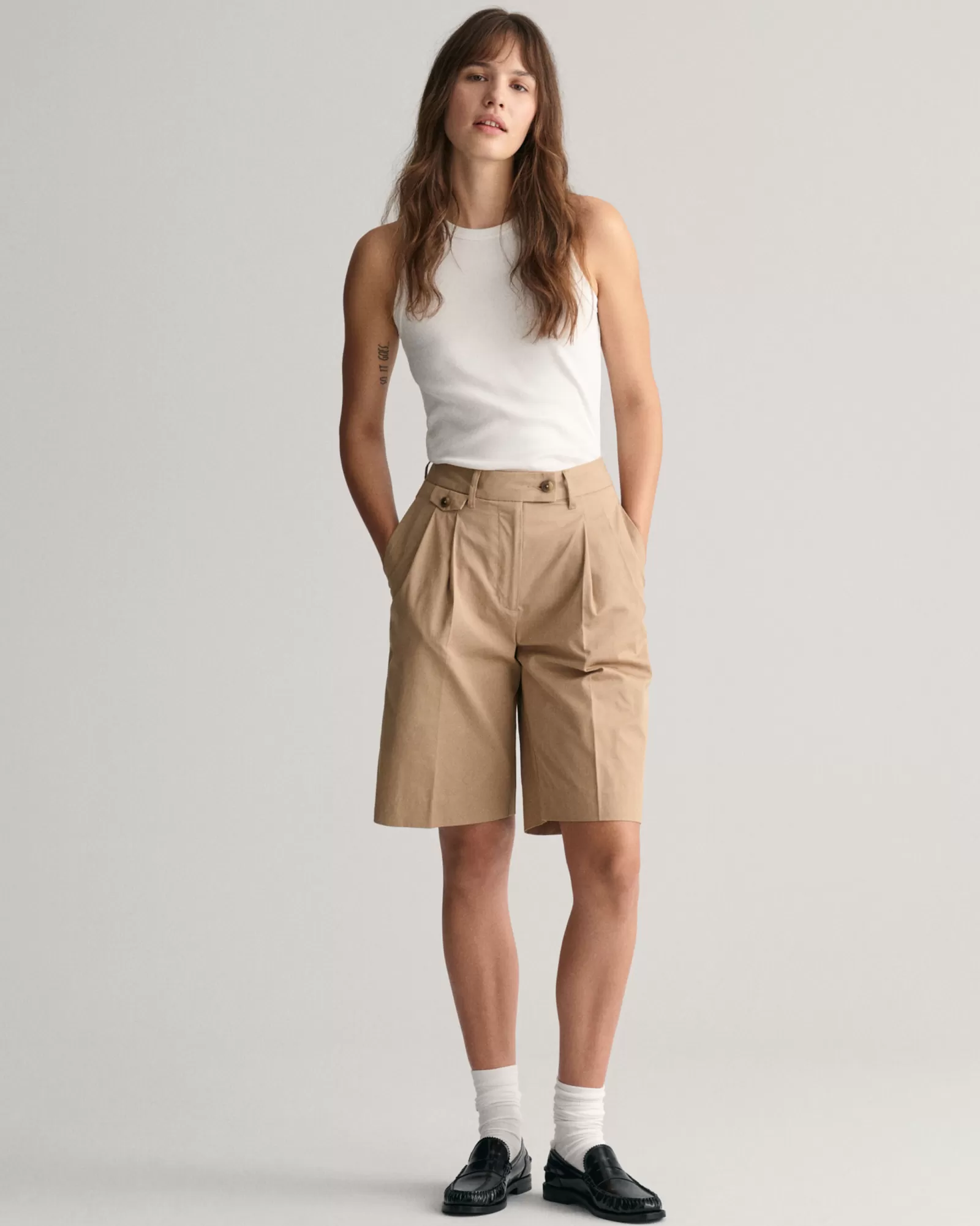 GANT Relaxed Fit Pleated Chino Shorts | Shorts