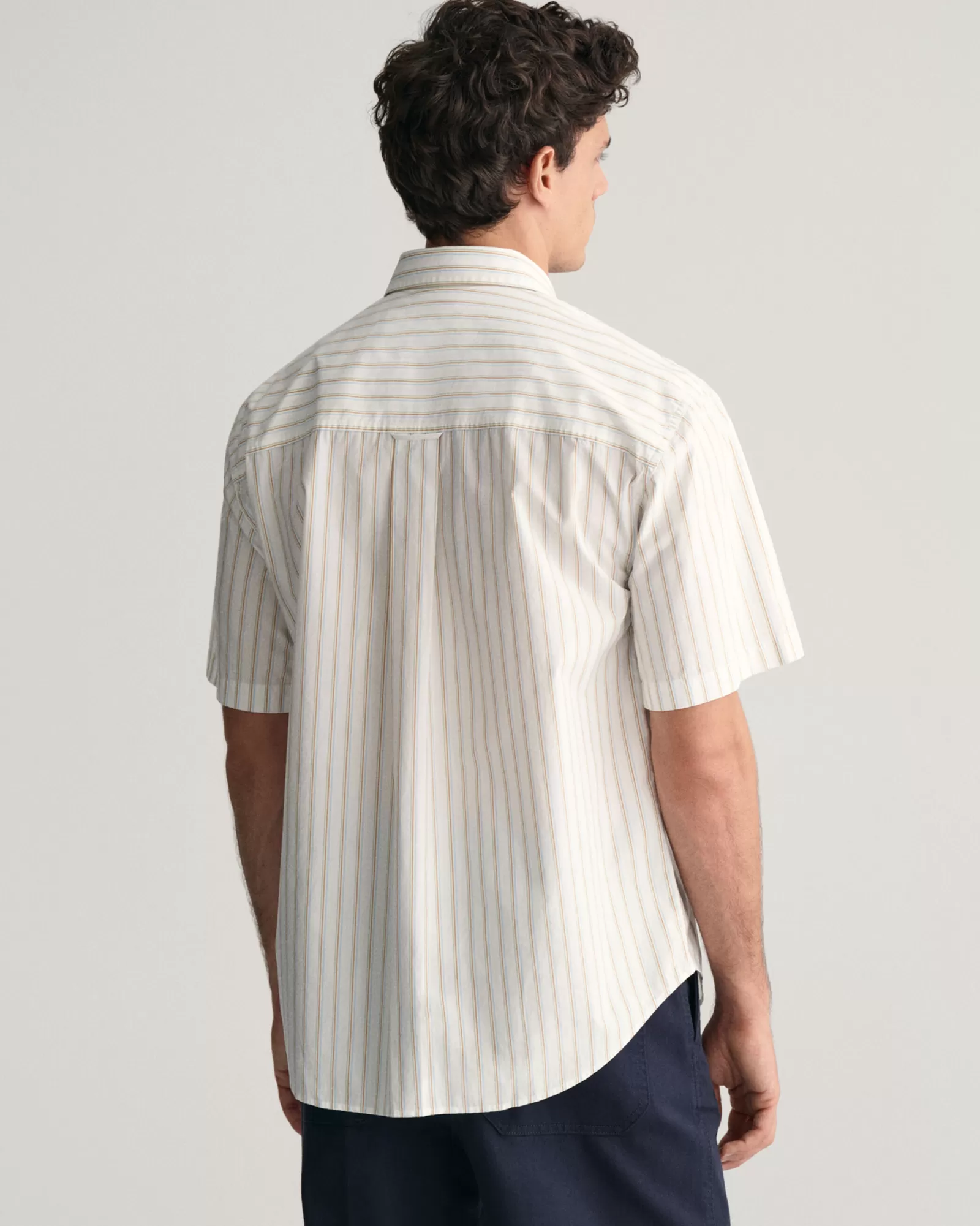 GANT Relaxed Fit Striped Heritage Poplin Short Sleeve Shirt | Skjortor
