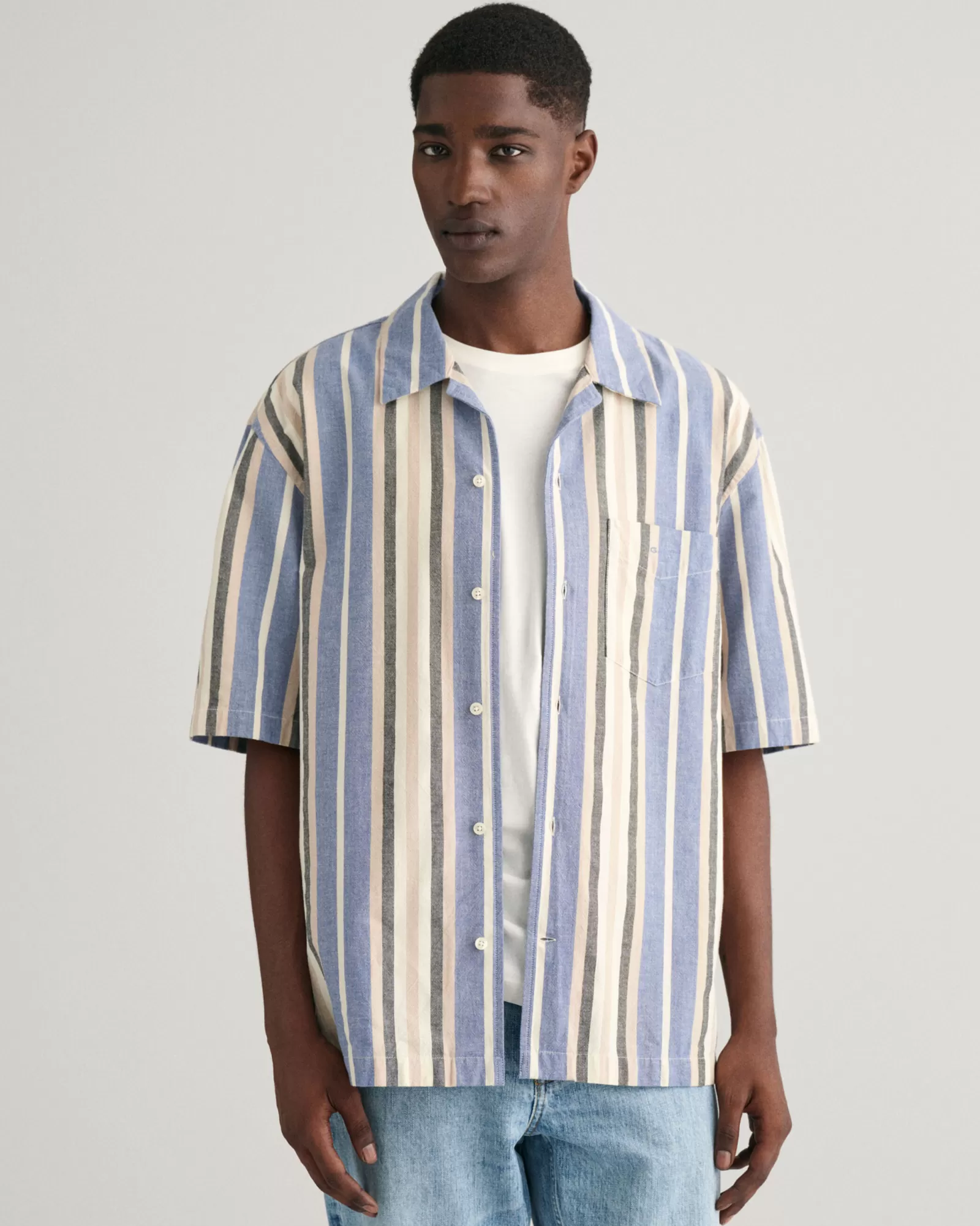 GANT Relaxed Fit Wide Striped Short Sleeve Shirt | Skjortor