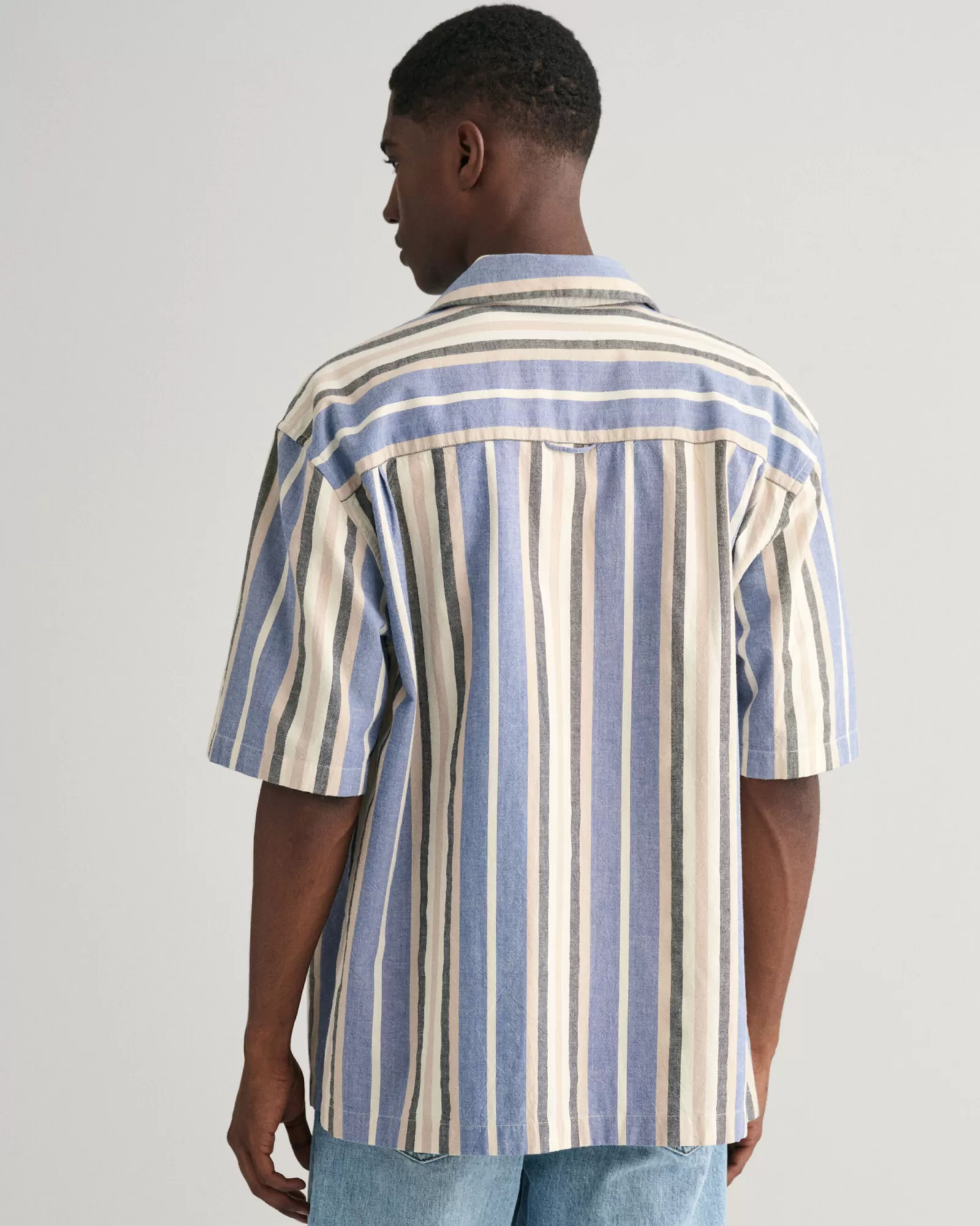 GANT Relaxed Fit Wide Striped Short Sleeve Shirt | Skjortor