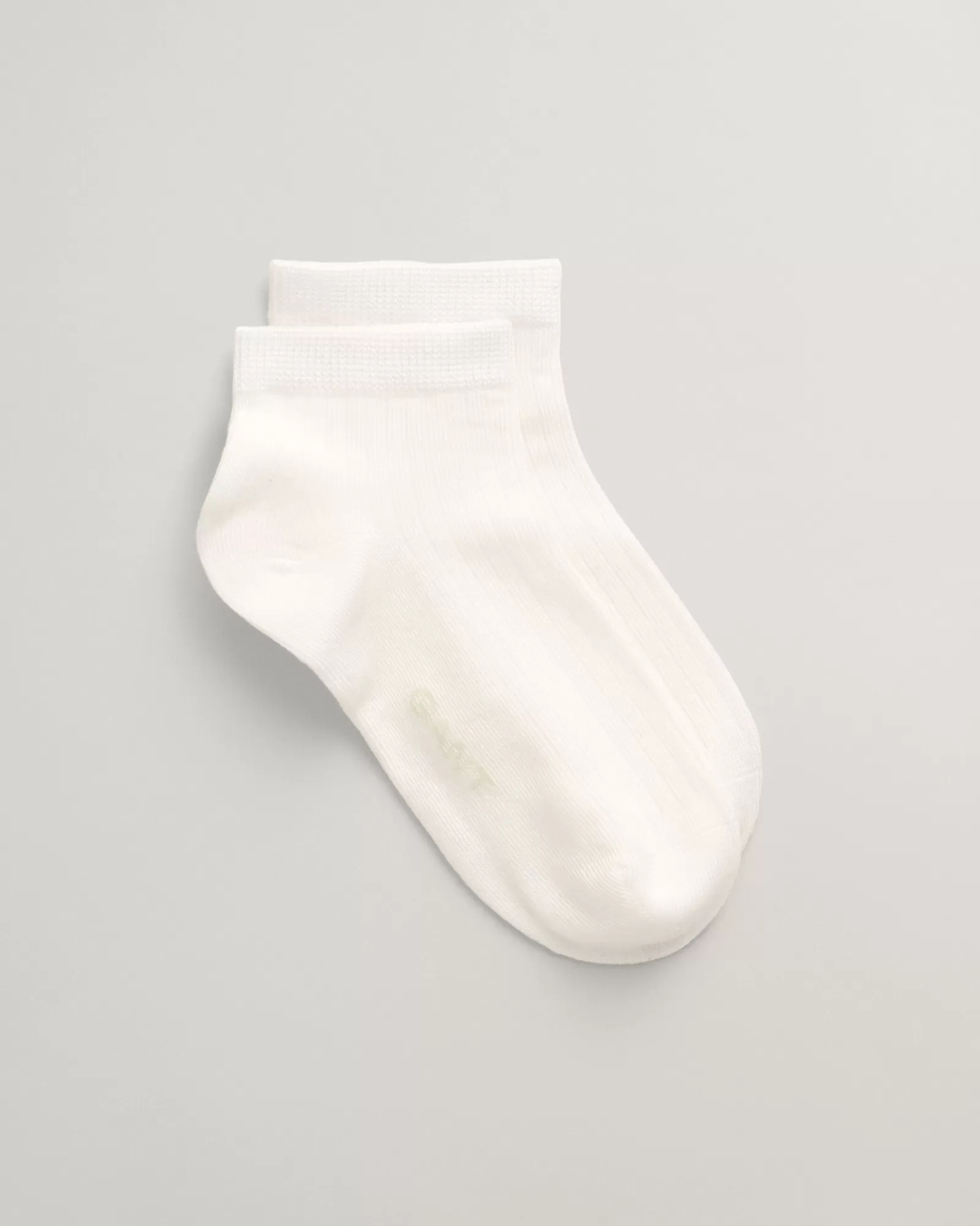 GANT Ribbed Lyocell Ankle Socks | Strumpor