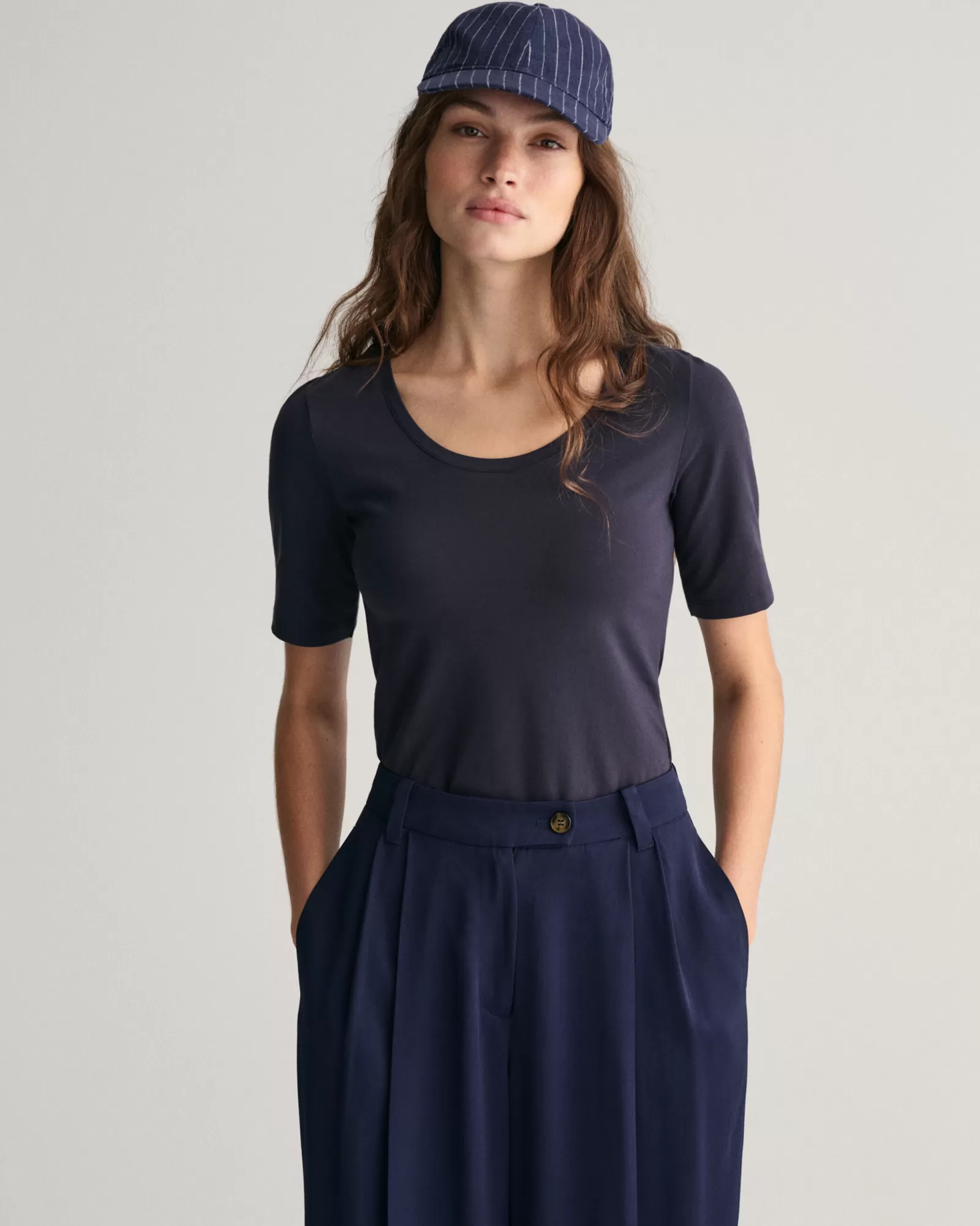 GANT Scoop Neck Top | T-shirtar & Toppar