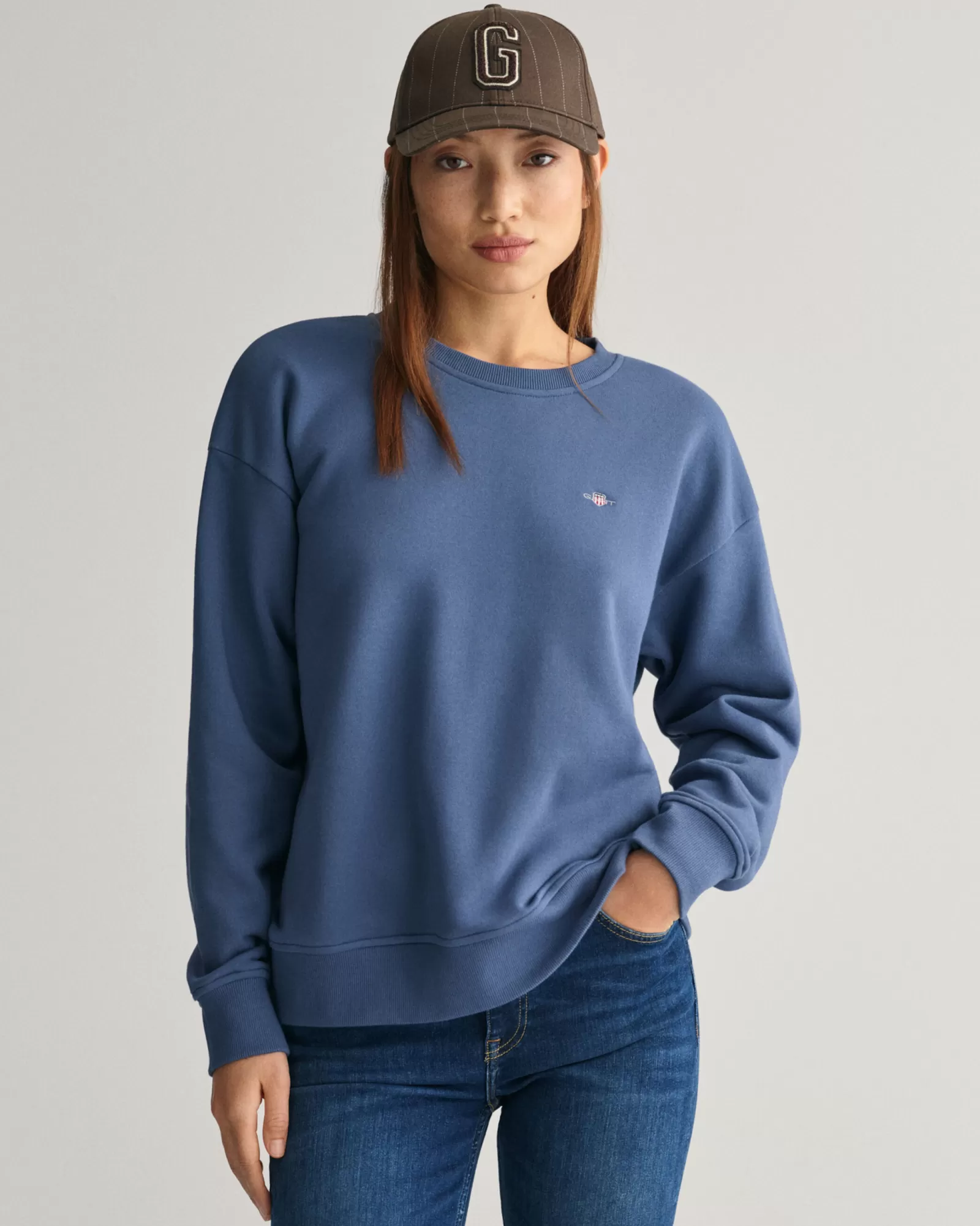 GANT Shield Crew Neck Sweatshirt | Hoodies & Tröjor