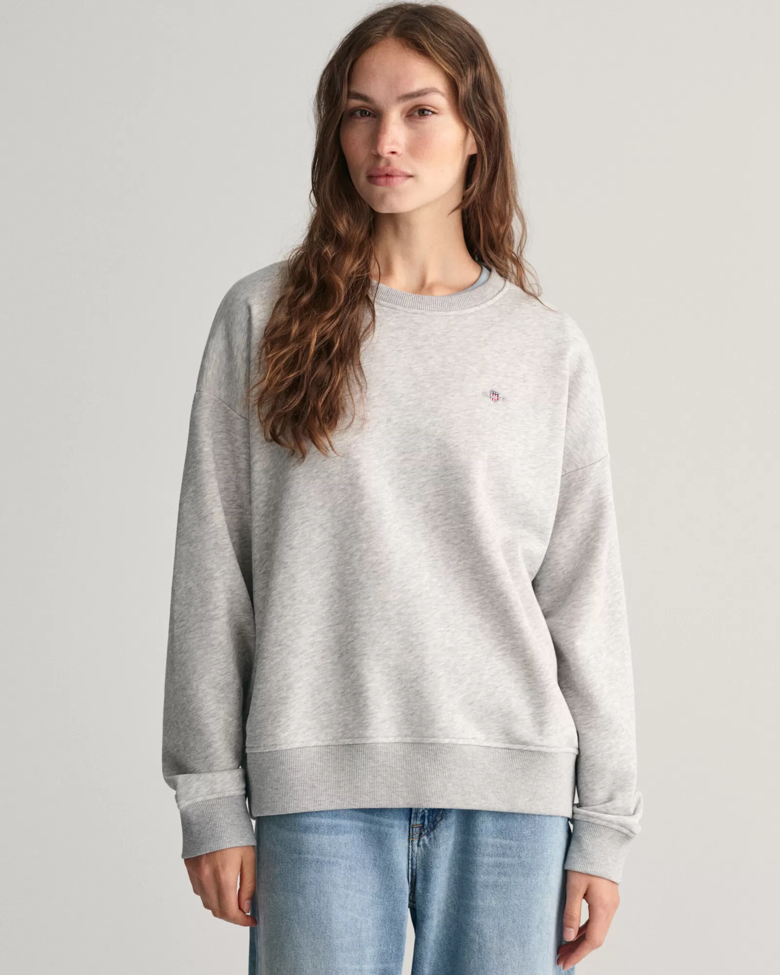 GANT Shield Crew Neck Sweatshirt | Hoodies & Tröjor