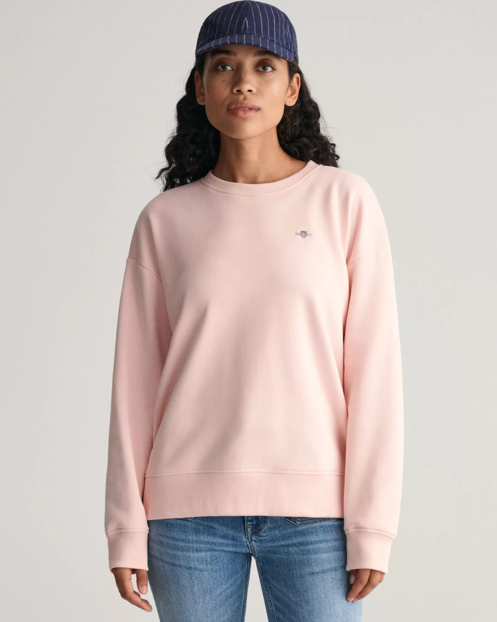 GANT Shield Crew Neck Sweatshirt | Hoodies & Tröjor