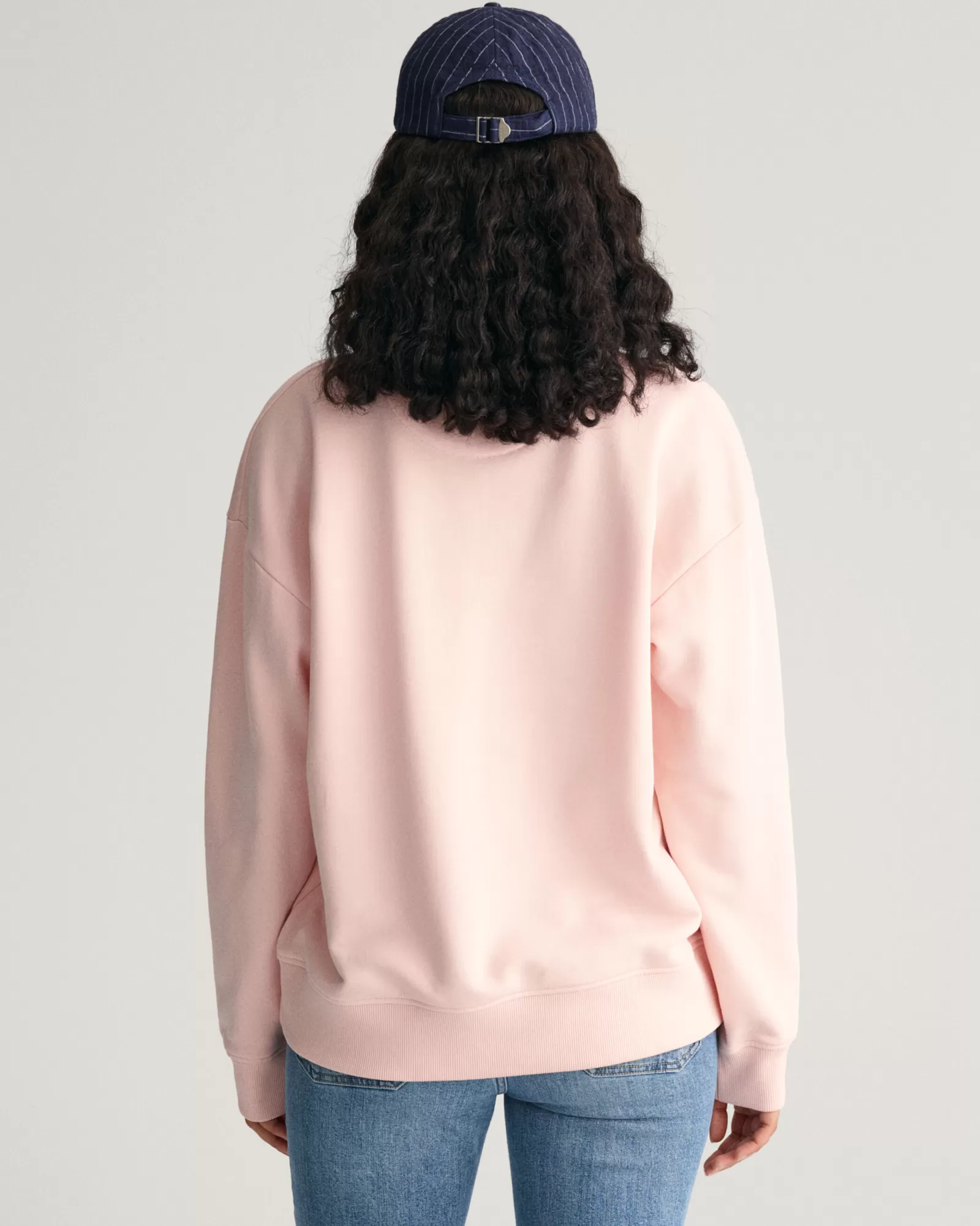 GANT Shield Crew Neck Sweatshirt | Hoodies & Tröjor