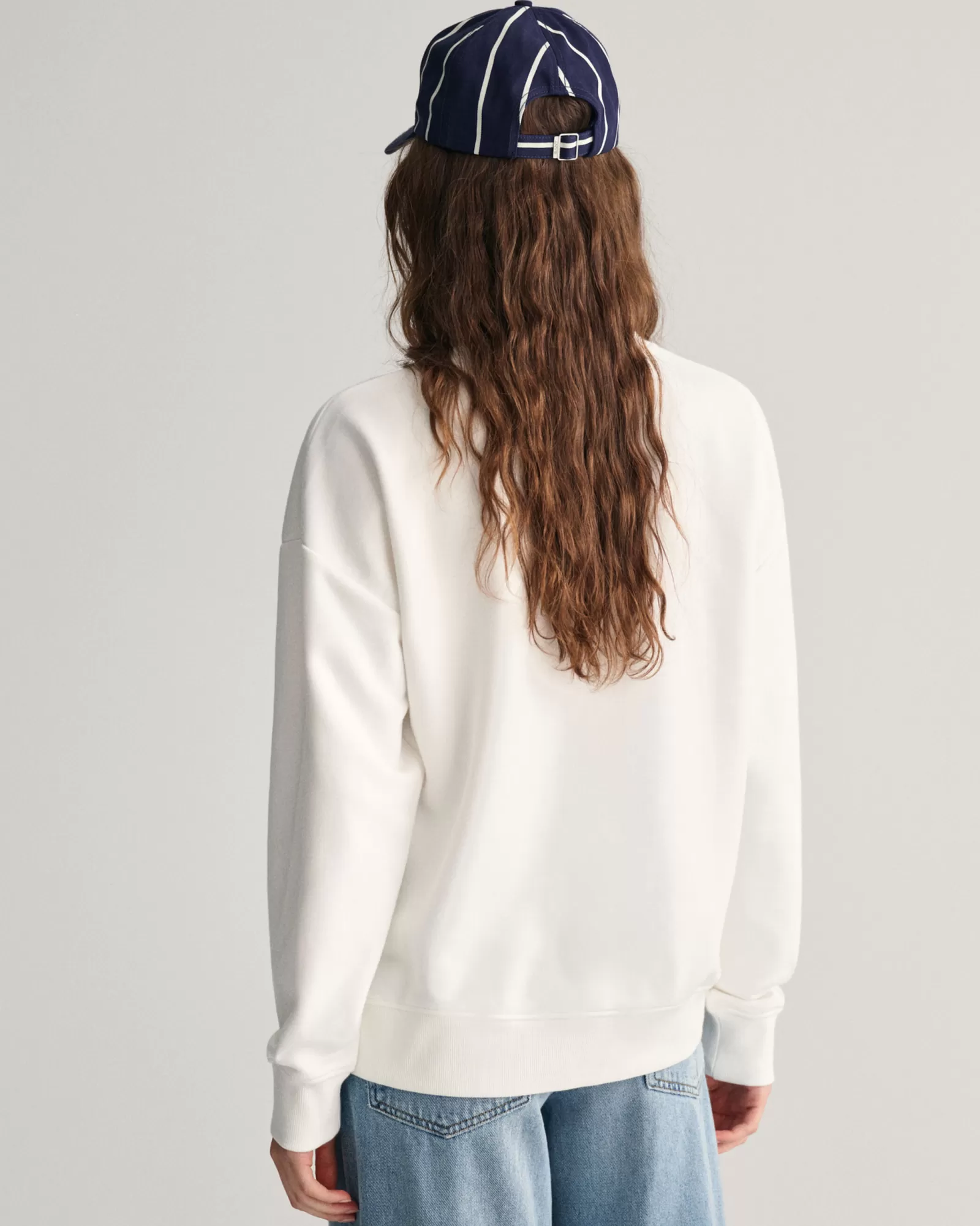 GANT Shield Crew Neck Sweatshirt | Hoodies & Tröjor