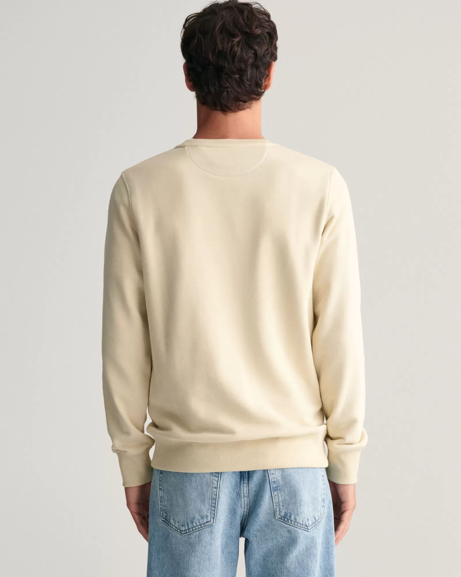 GANT Shield Crew Neck Sweatshirt | Hoodies & Tröjor