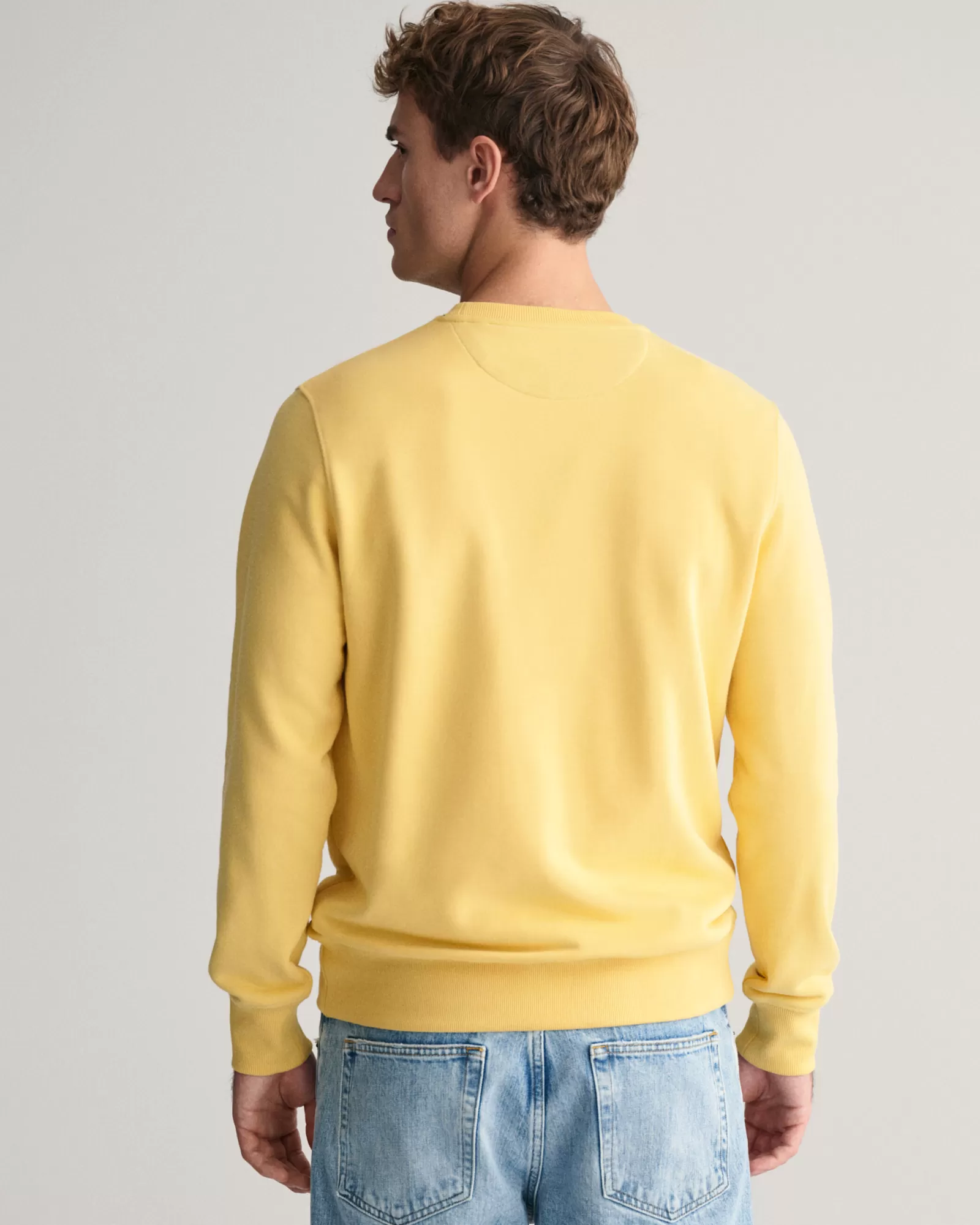 GANT Shield Crew Neck Sweatshirt | Hoodies & Tröjor