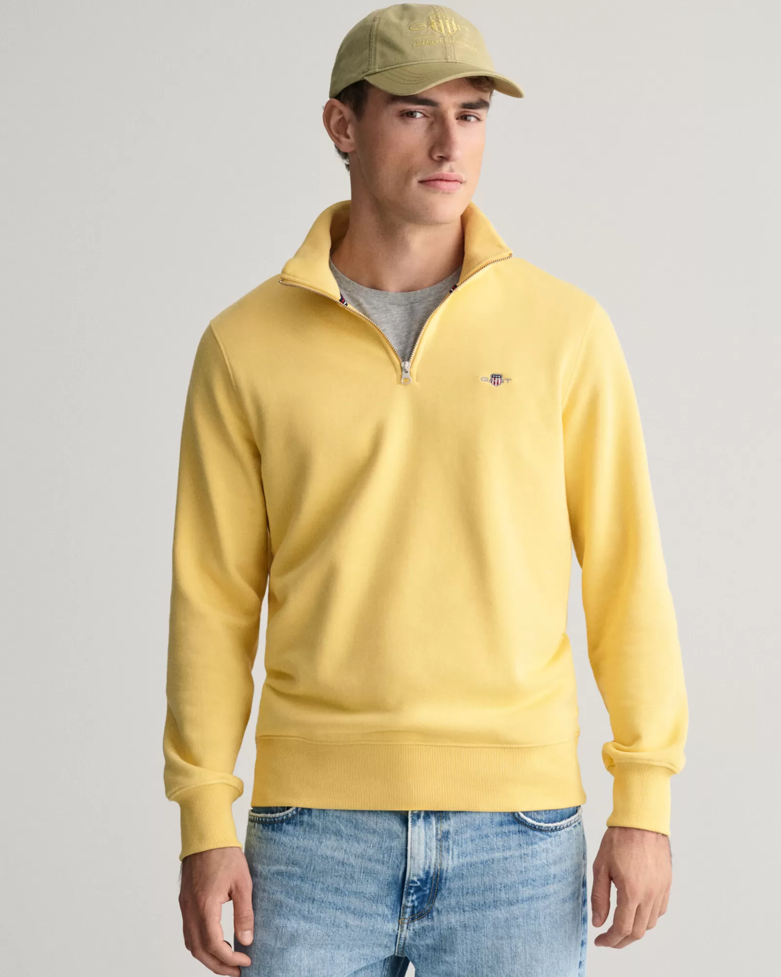 GANT Shield Half-Zip Sweatshirt | Hoodies & Tröjor