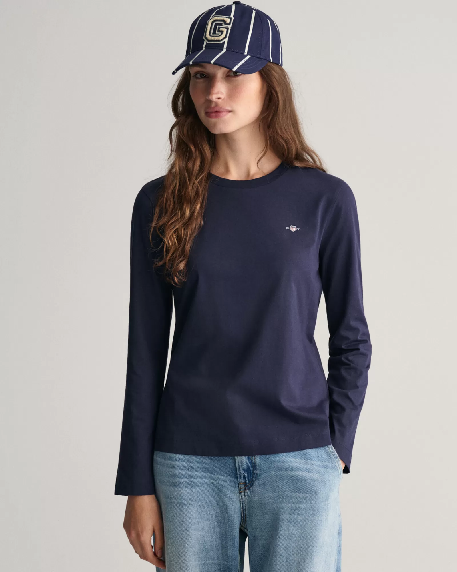 GANT Shield Long Sleeve T-Shirt | T-shirtar & Toppar