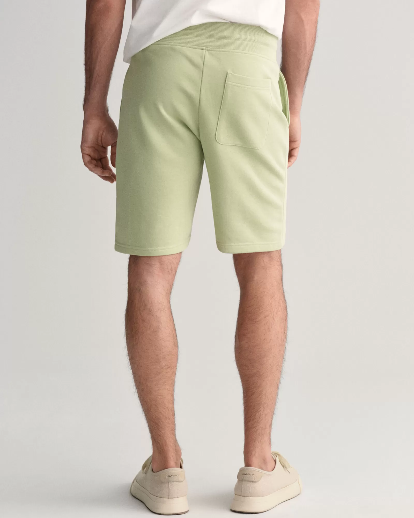 GANT Shield Sweat Shorts | Shorts