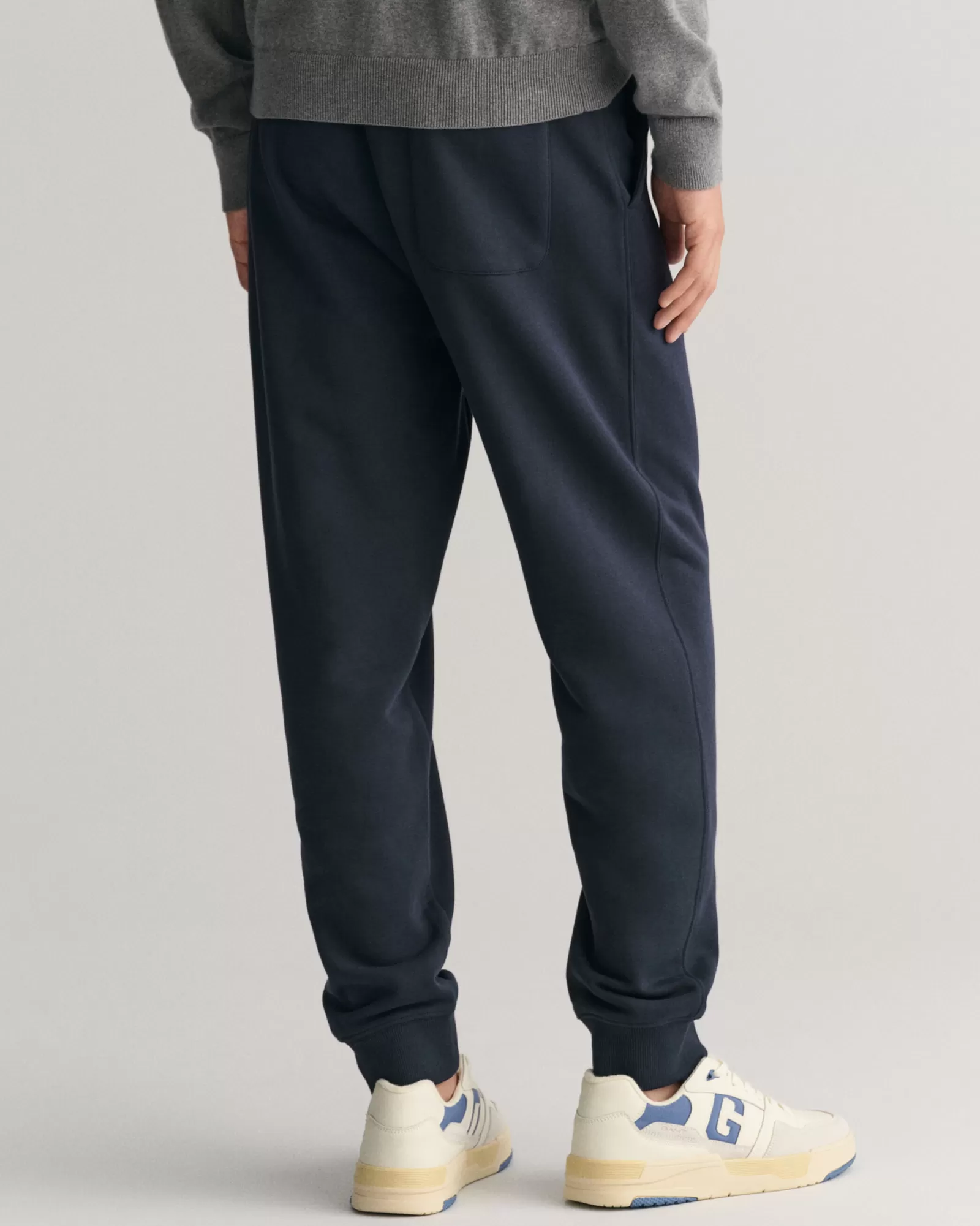 GANT Shield Sweatpants | Byxor & Chinos