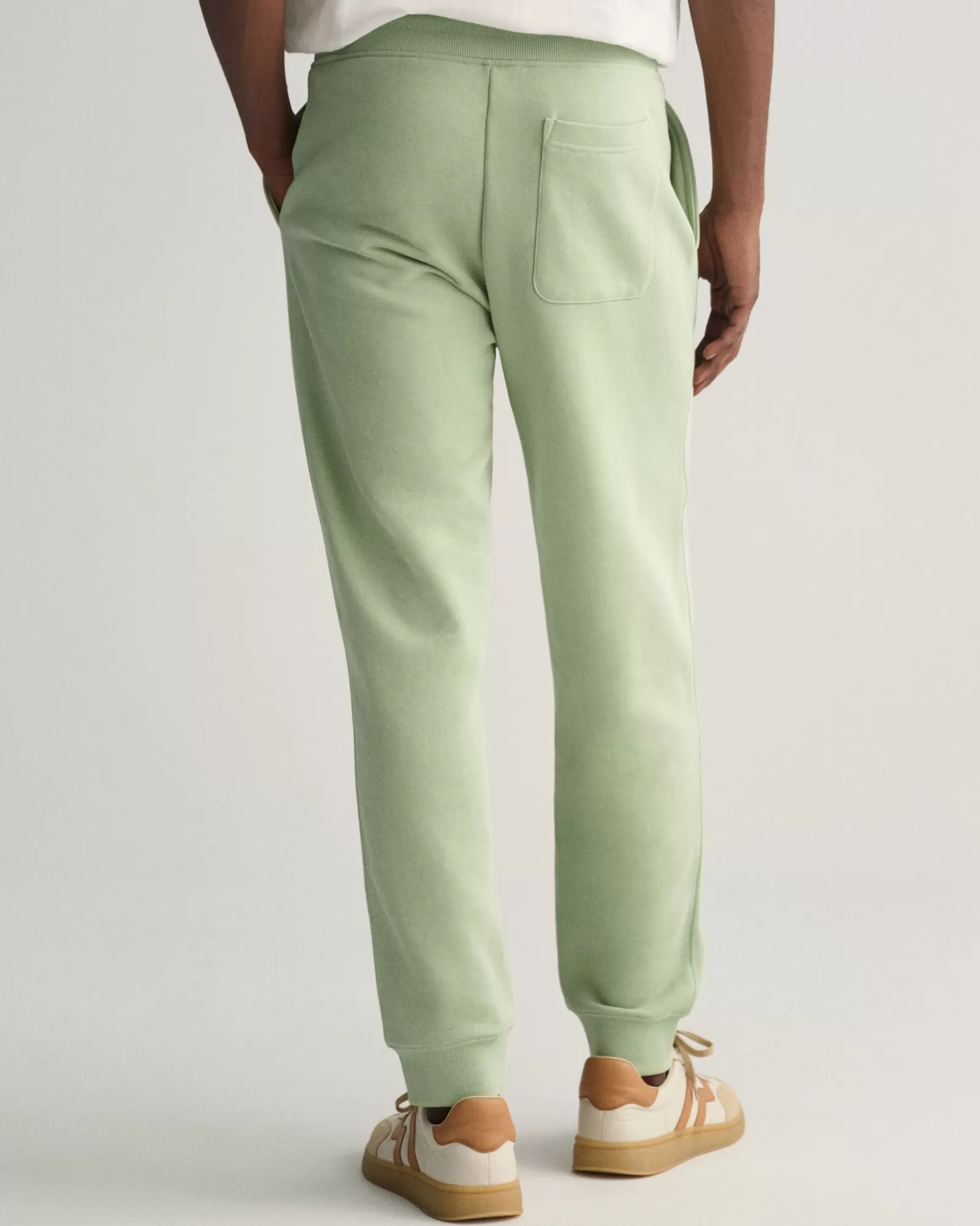 GANT Shield Sweatpants | Byxor & Chinos