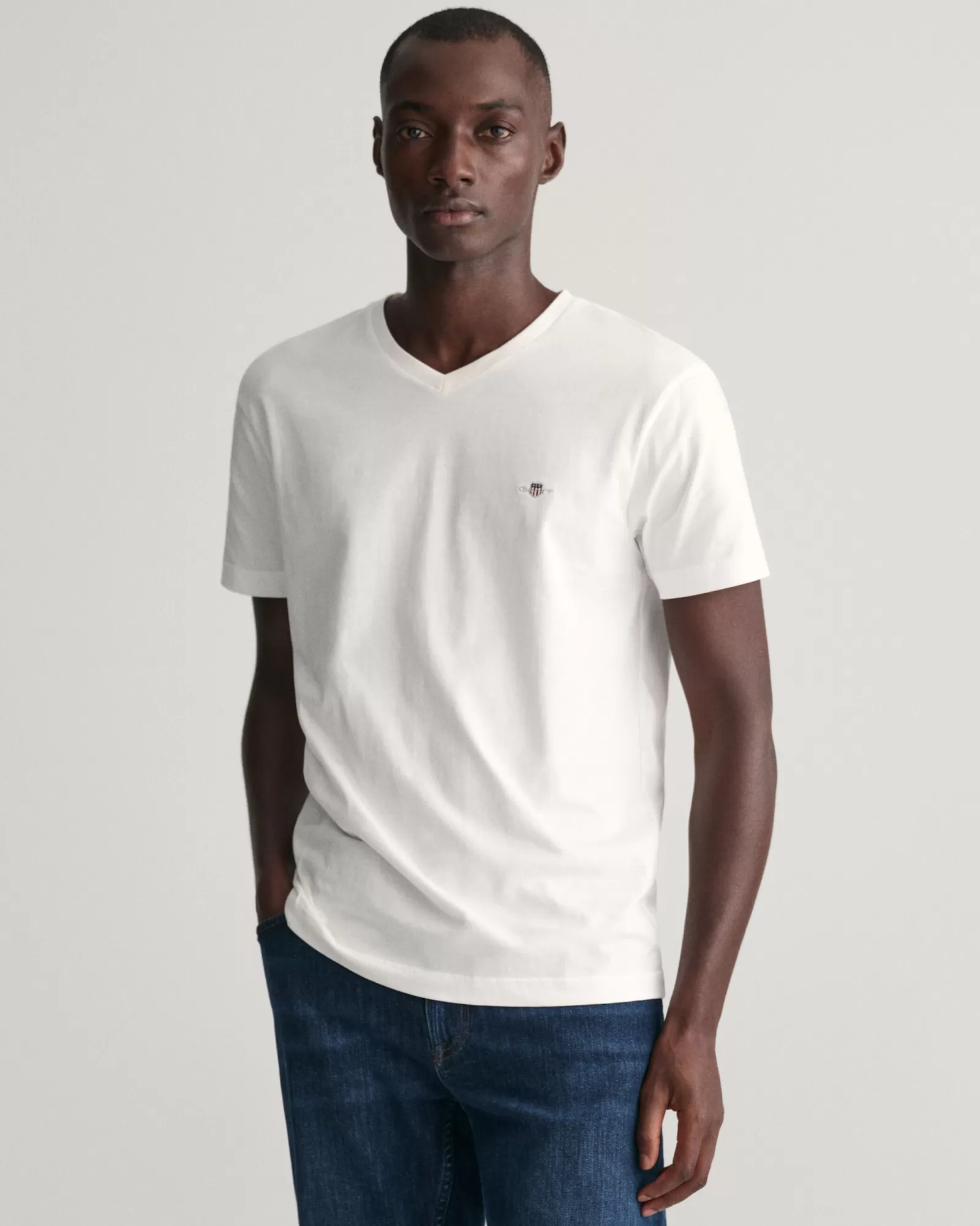 GANT Slim Fit Shield V-Neck T-Shirt | T-shirts