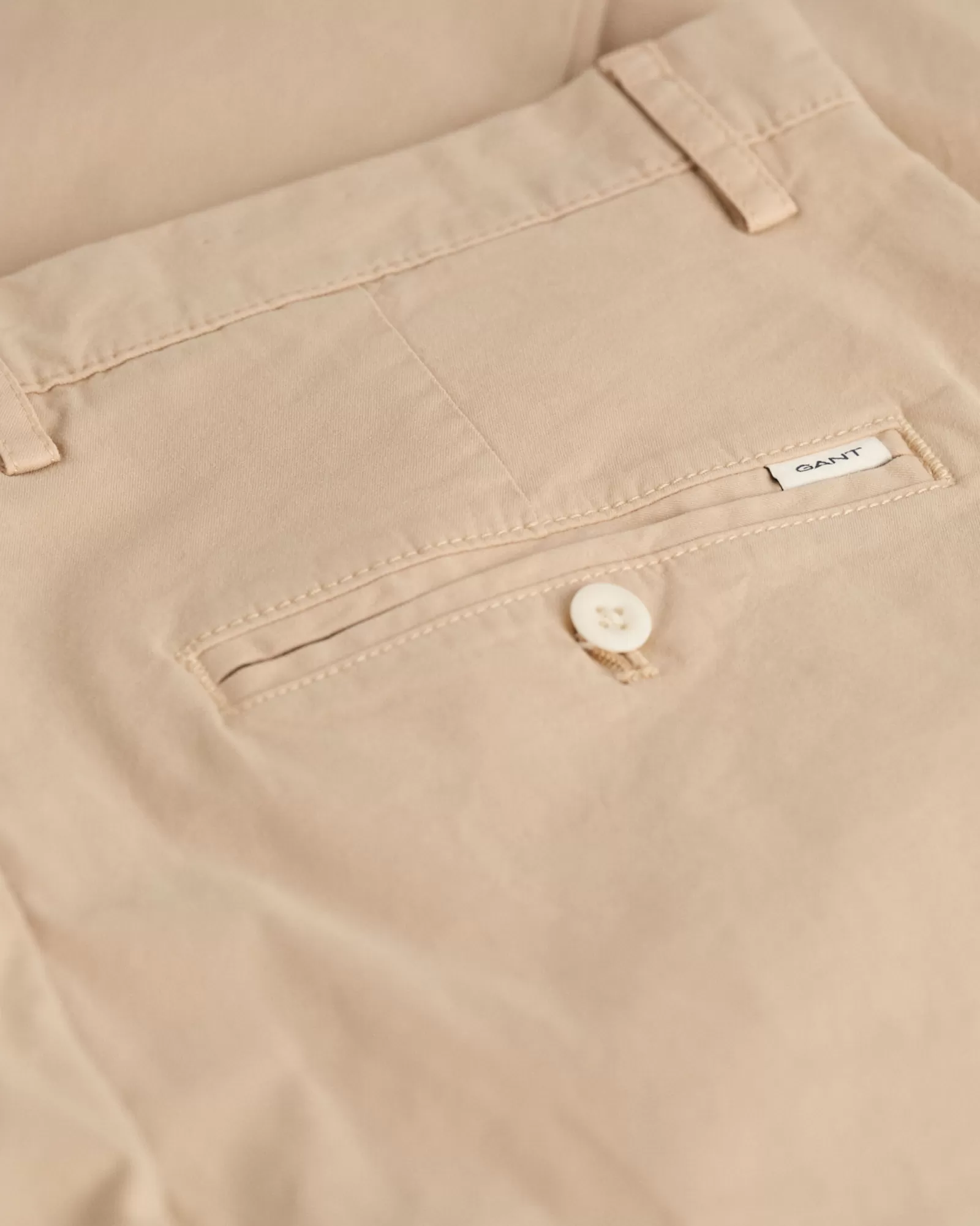 GANT Slim Fit Sunfaded Chinos | Byxor & Chinos