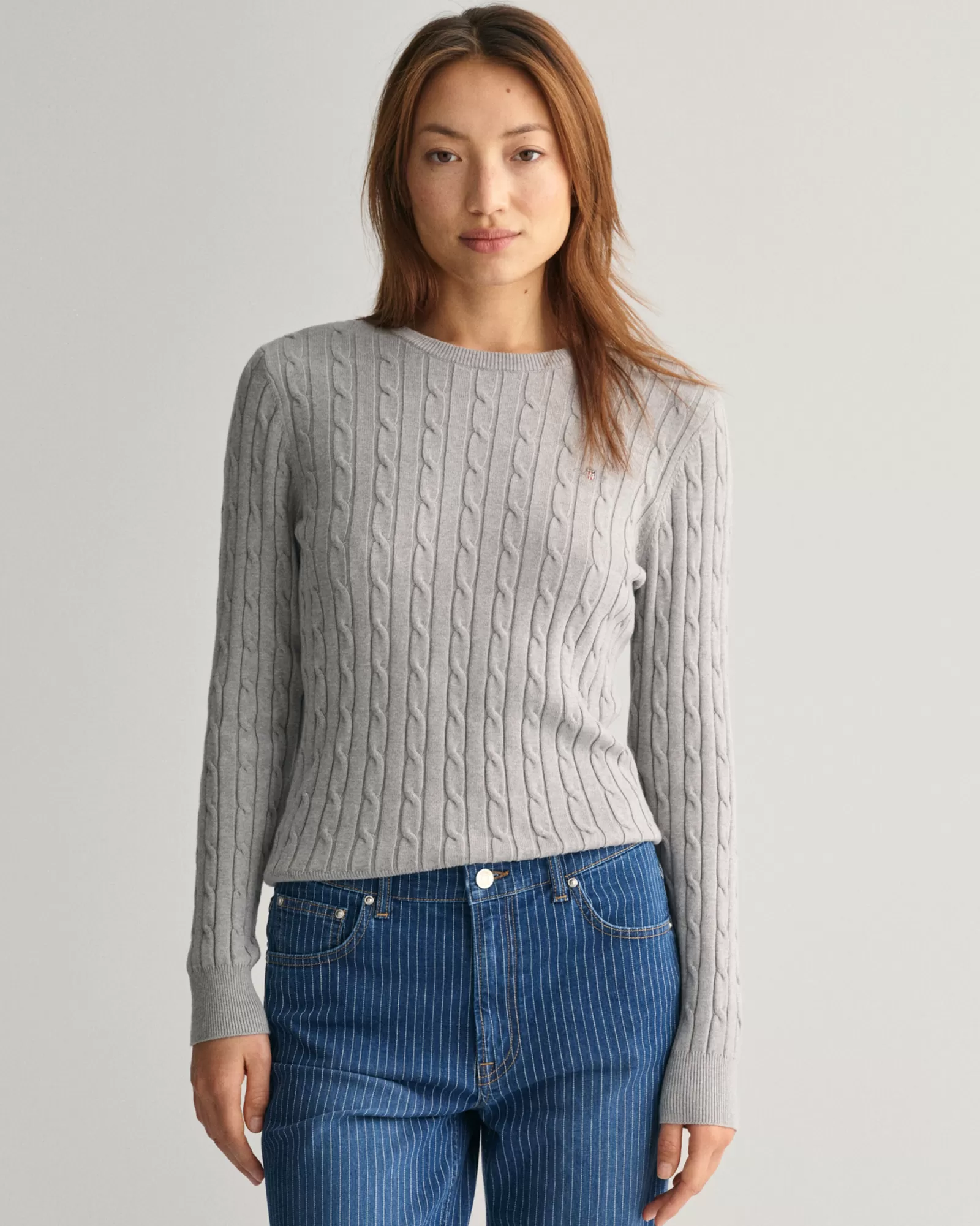 GANT Stretch Cotton Cable Knit Crew Neck Sweater | Stickat